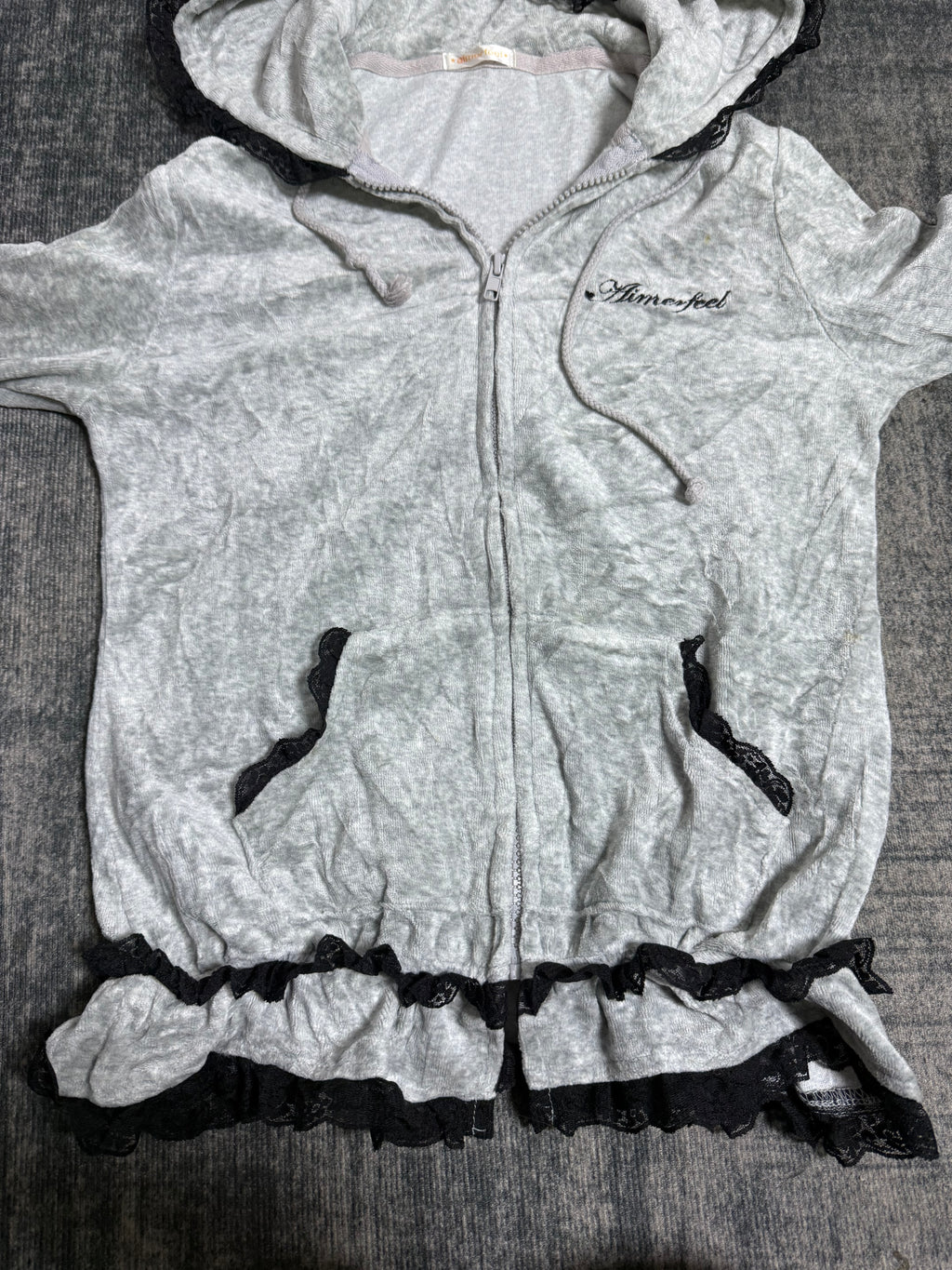 B2V-AIMERFEEL HOODIE ༒
