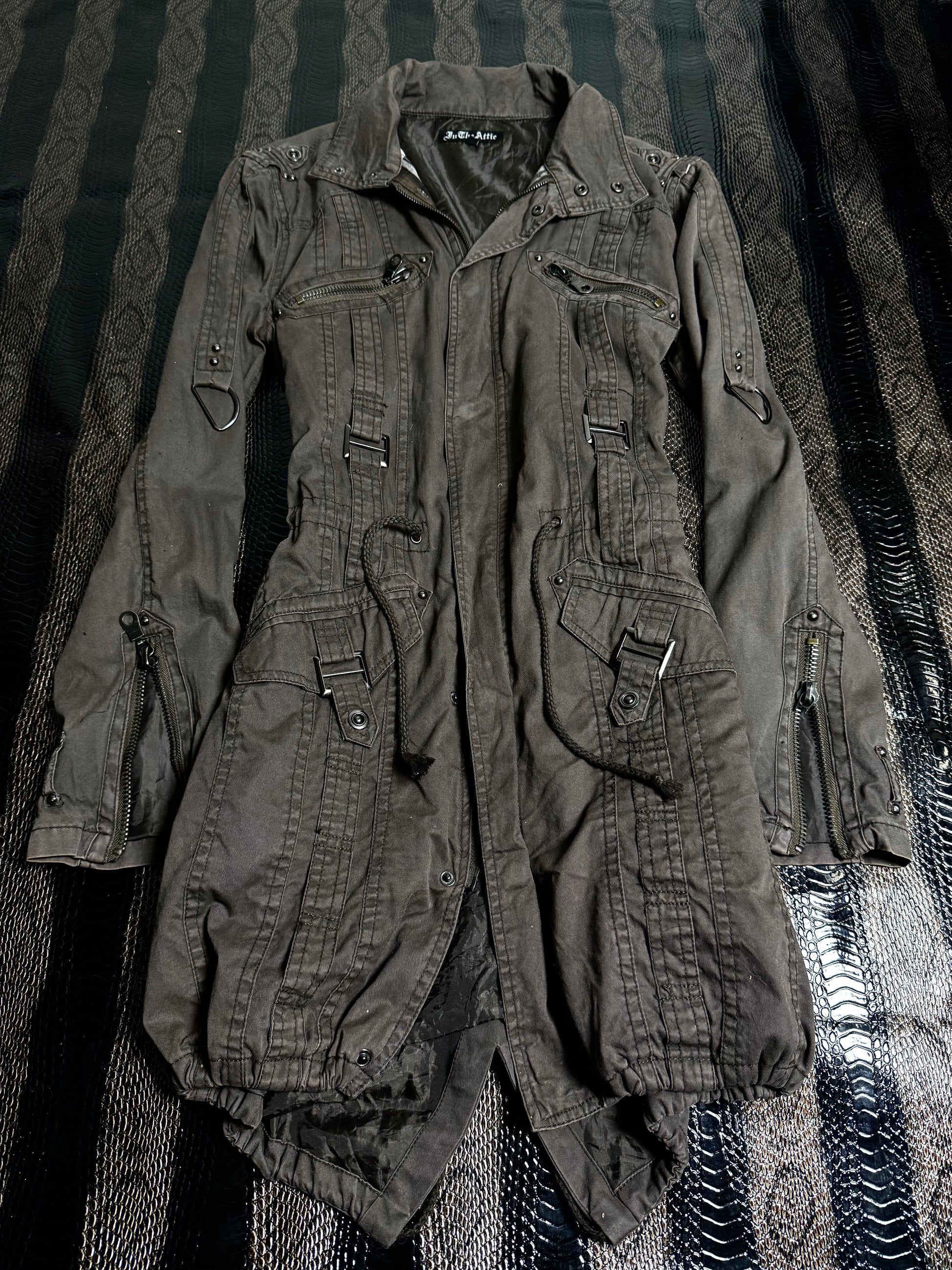 ༒IN THE ATTIC JACKET(4)༒