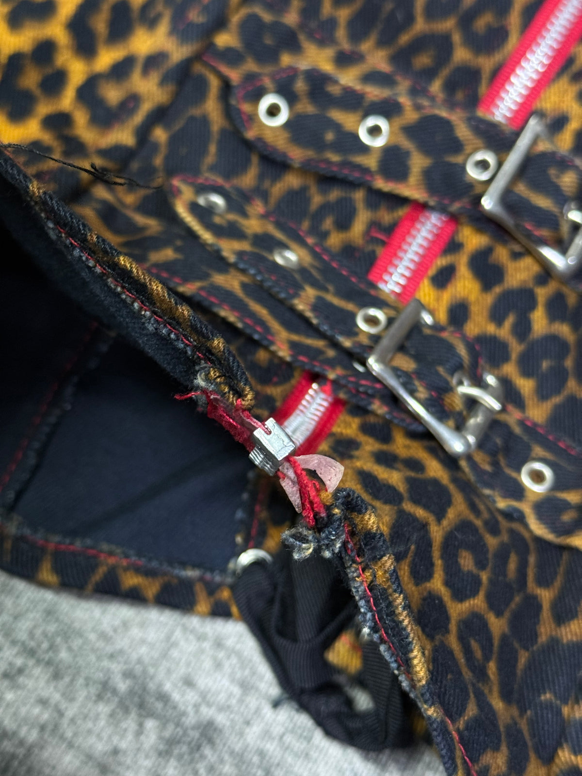 2580926BAD2WEAR
