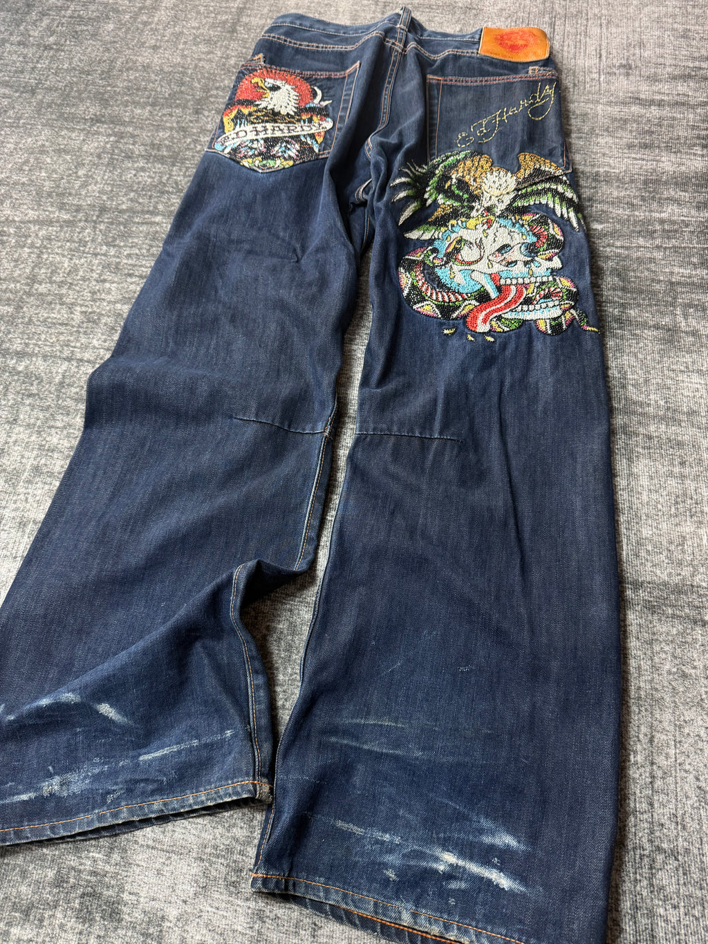 410926BAD2WEAR