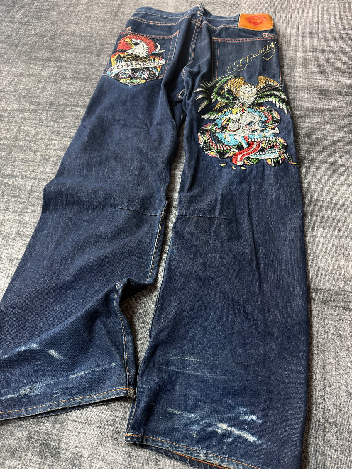 410926BAD2WEAR