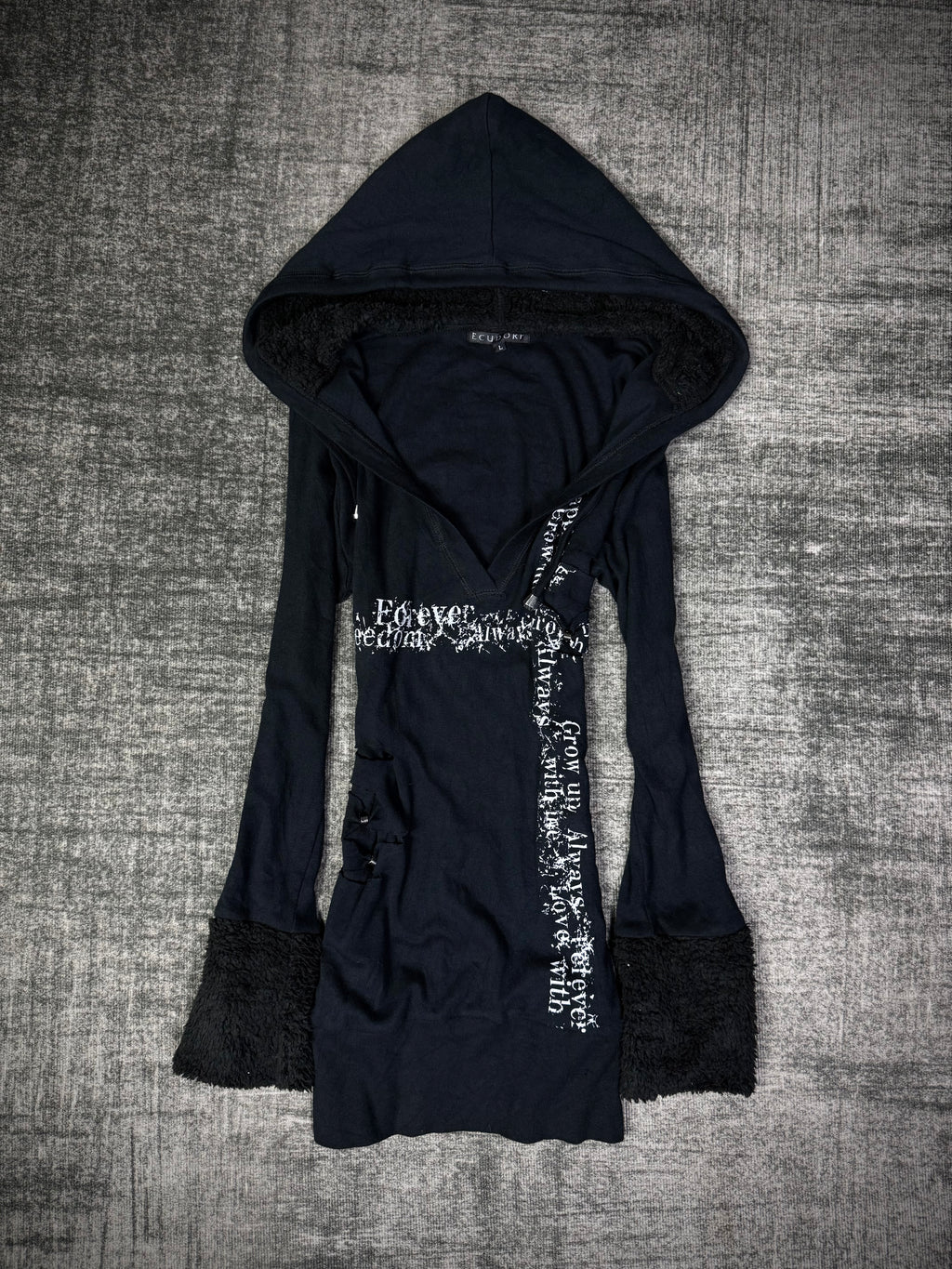 2210926BAD2WEAR
