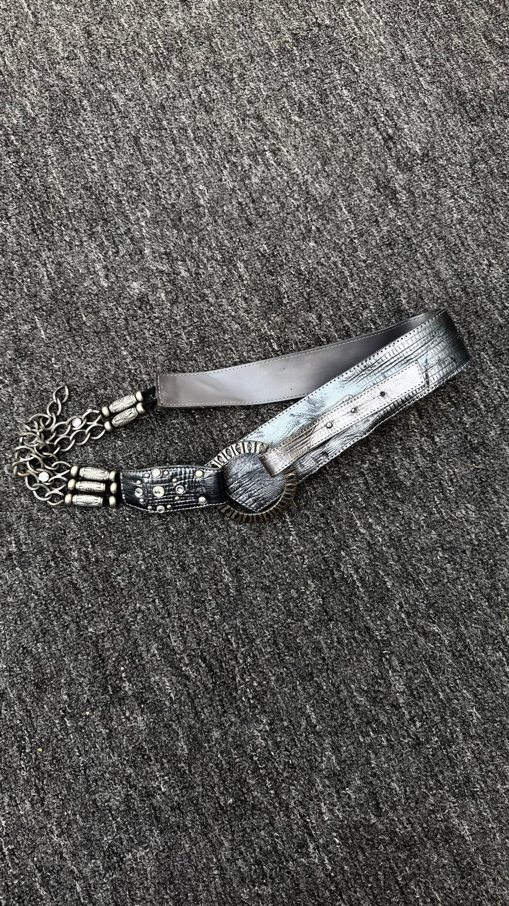 2pieces of the belt vintage streetwear thrift y2k clothing by B2V_BAD2WEAR