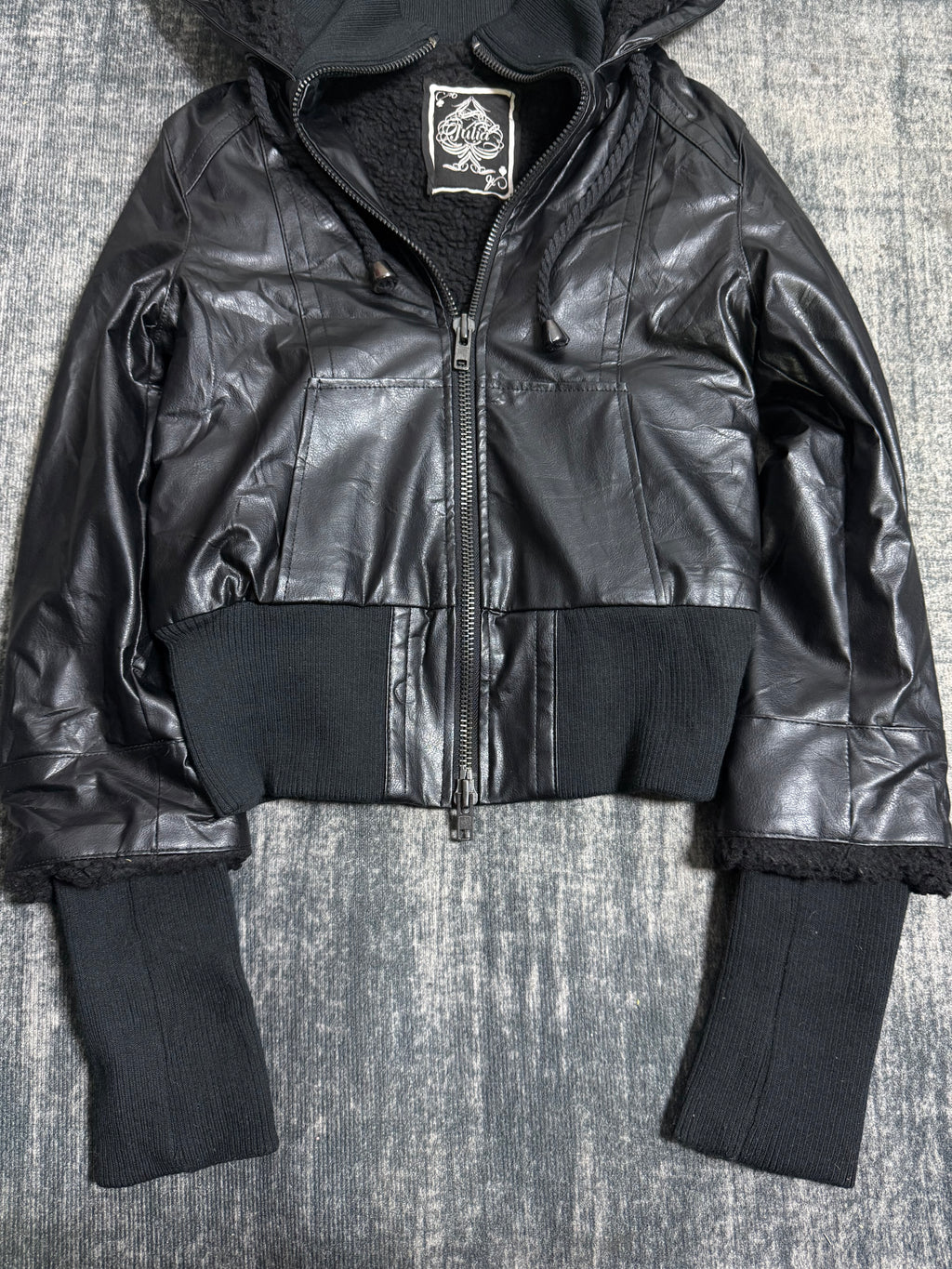 B2V-JULIA LEATHER JACKET ༒
* Rare *