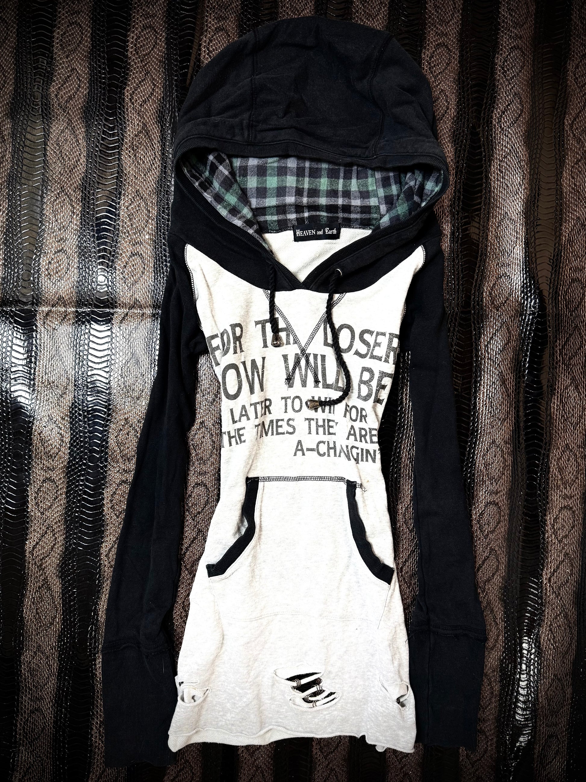 B2V HEAVEN N EARTH HOODIE01 ༒