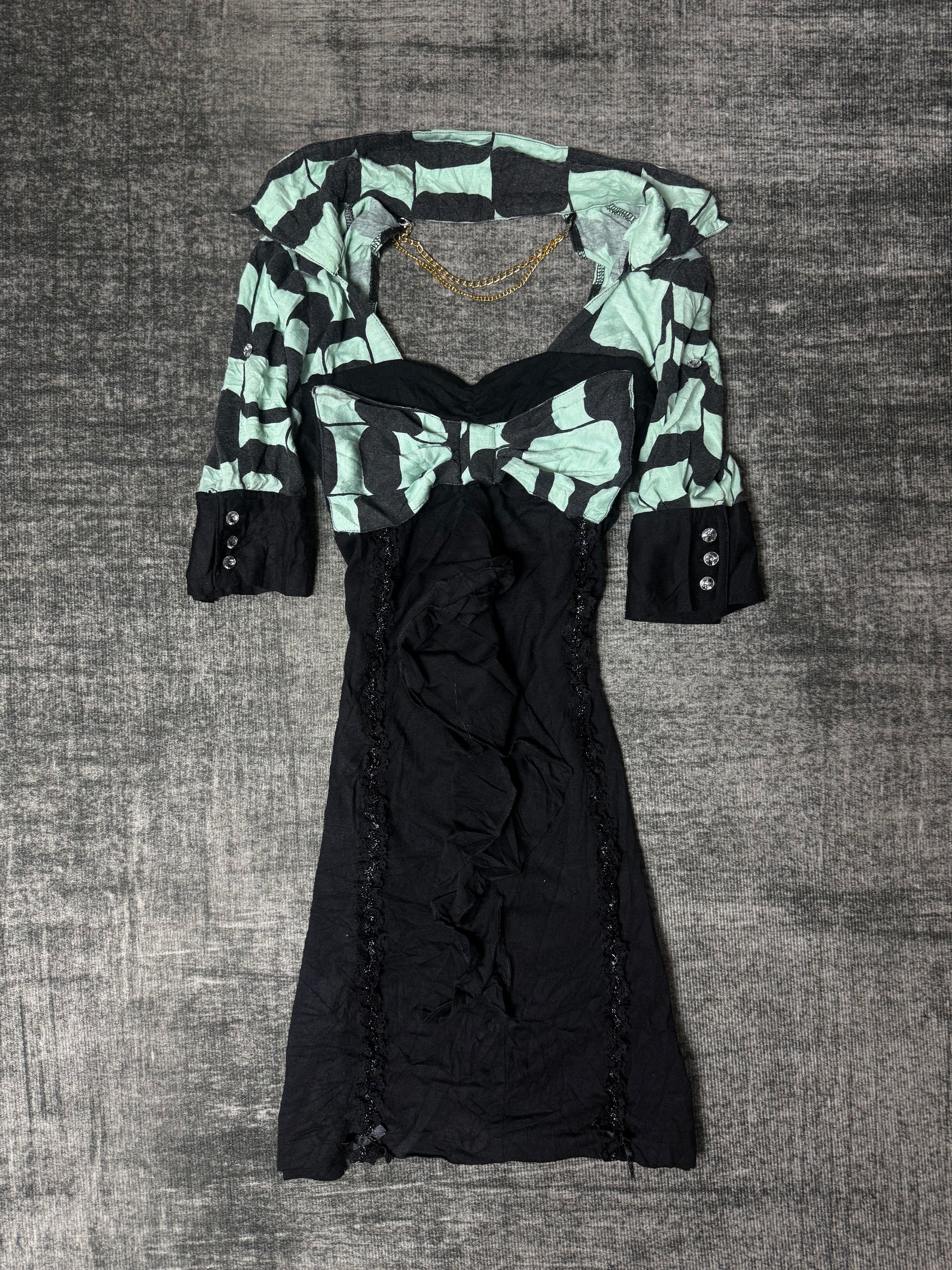 810926BAD2WEAR