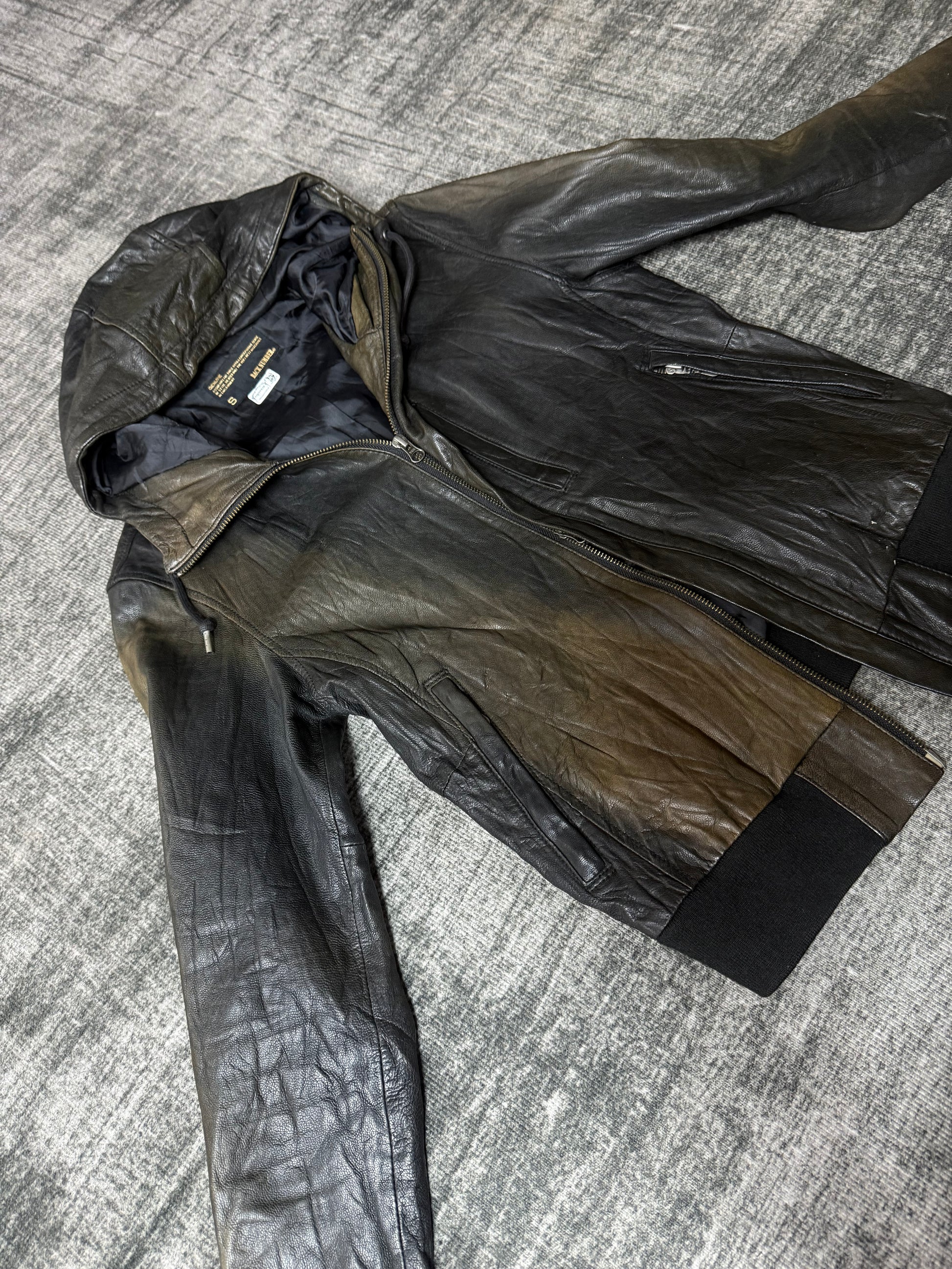 700826BAD2WEAR