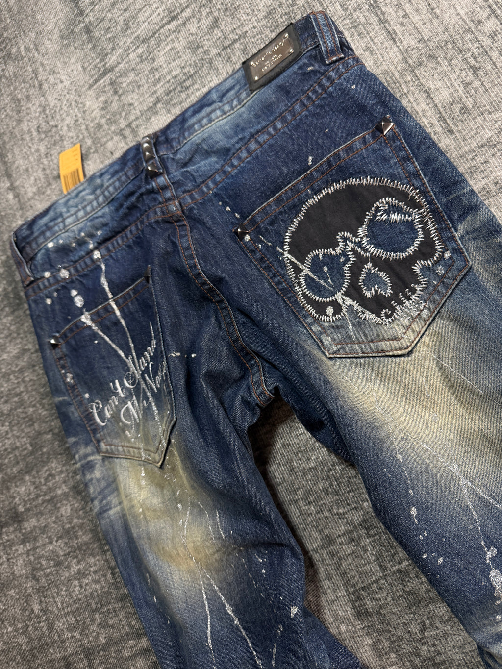 1940626BAD2WEAR