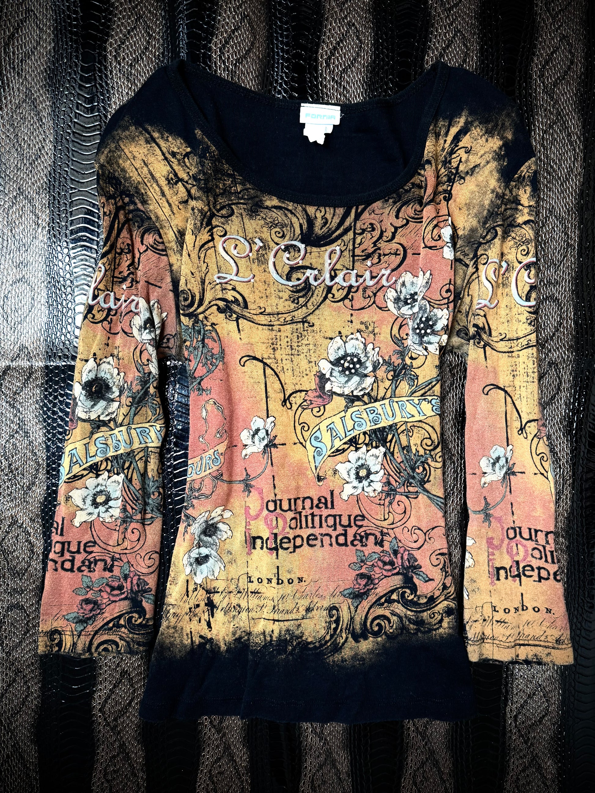 B2V FORNIA GRAPHIC T༒