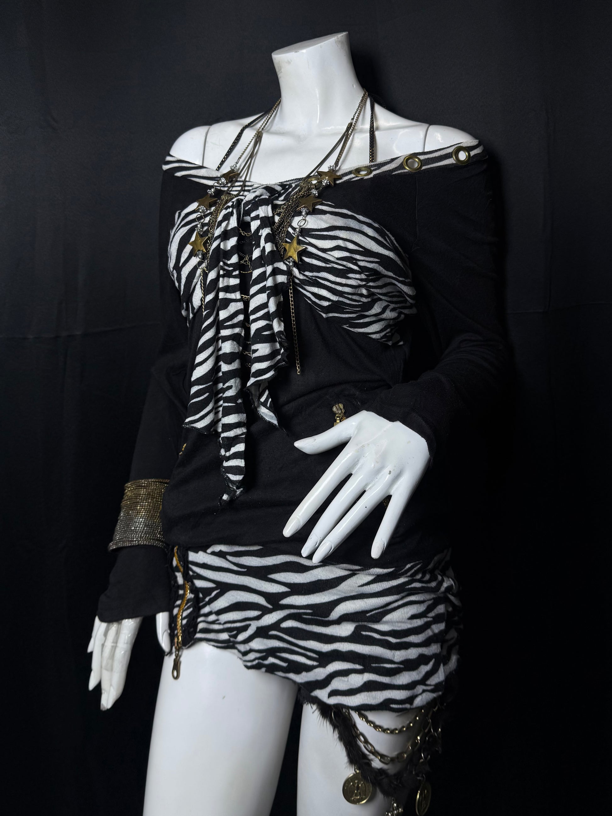 B2V-LIQUID GIRL SHIRT༒