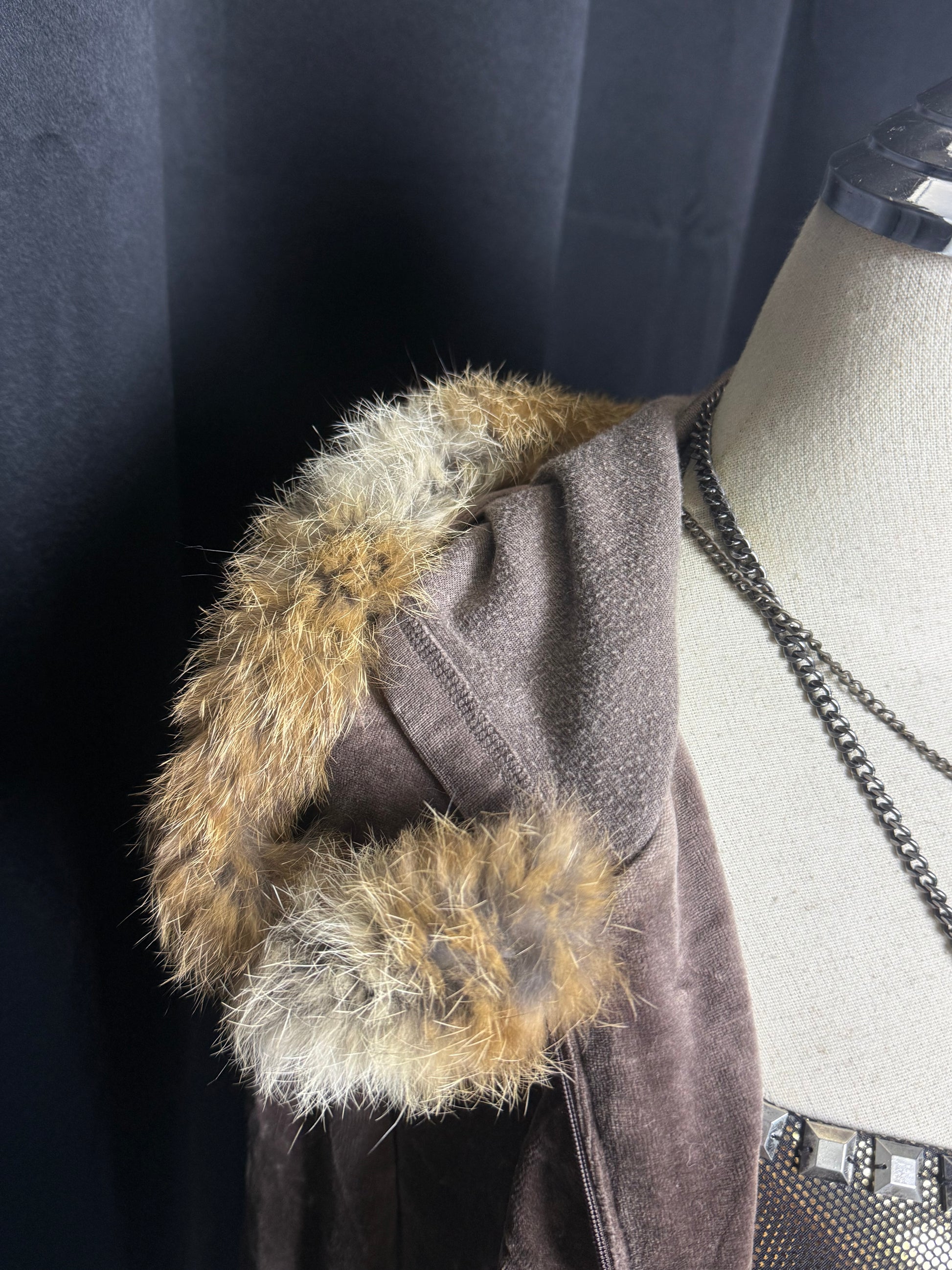 B2V-ANYSIS HOODIE ༒