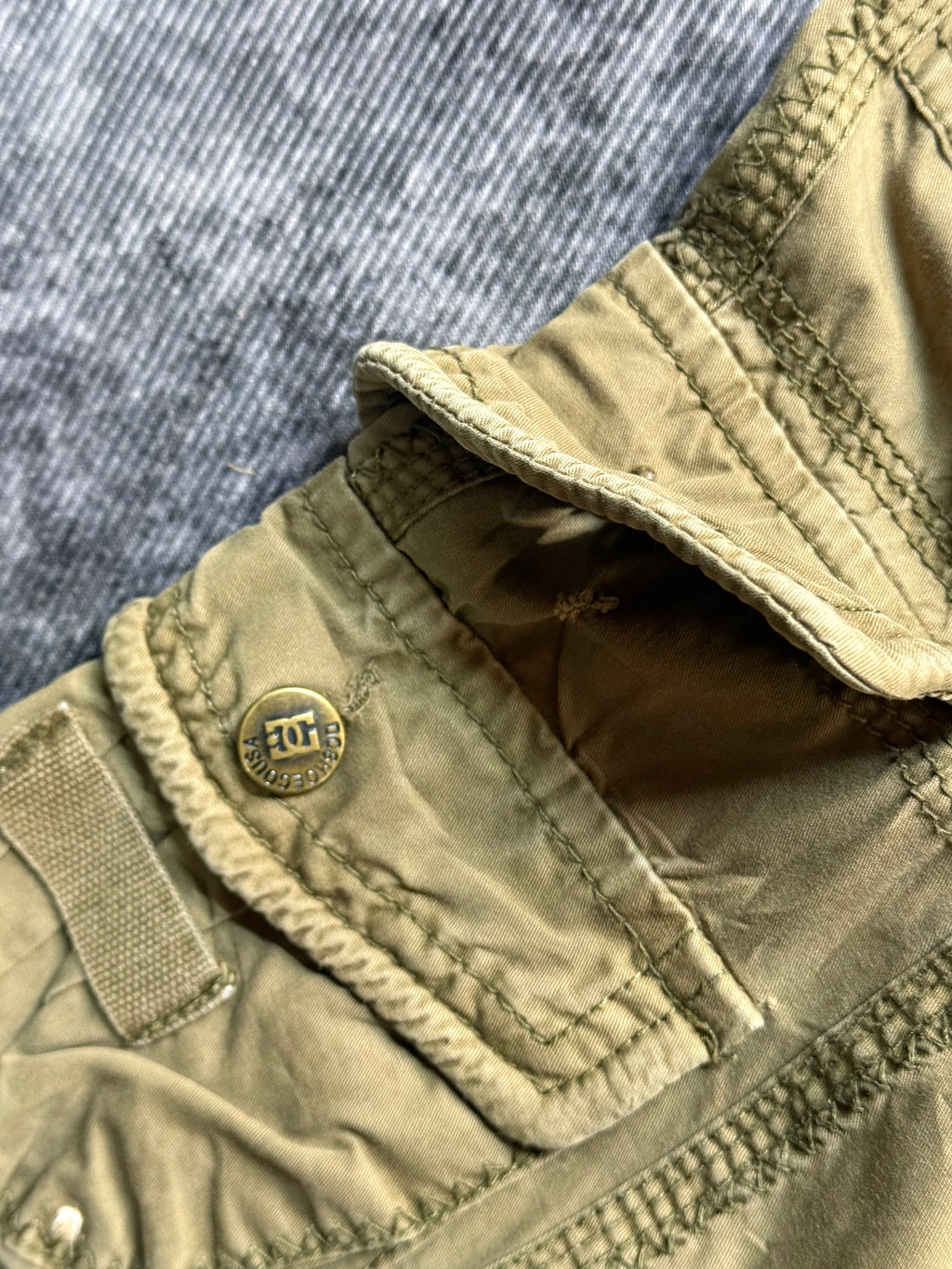 030826BAD2WEAR