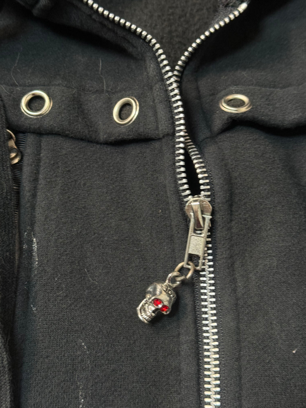 B2V JAWBREAKER HOODIE  ༒