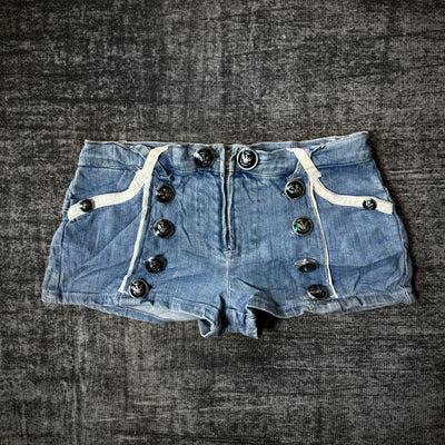 440926BAD2WEAR