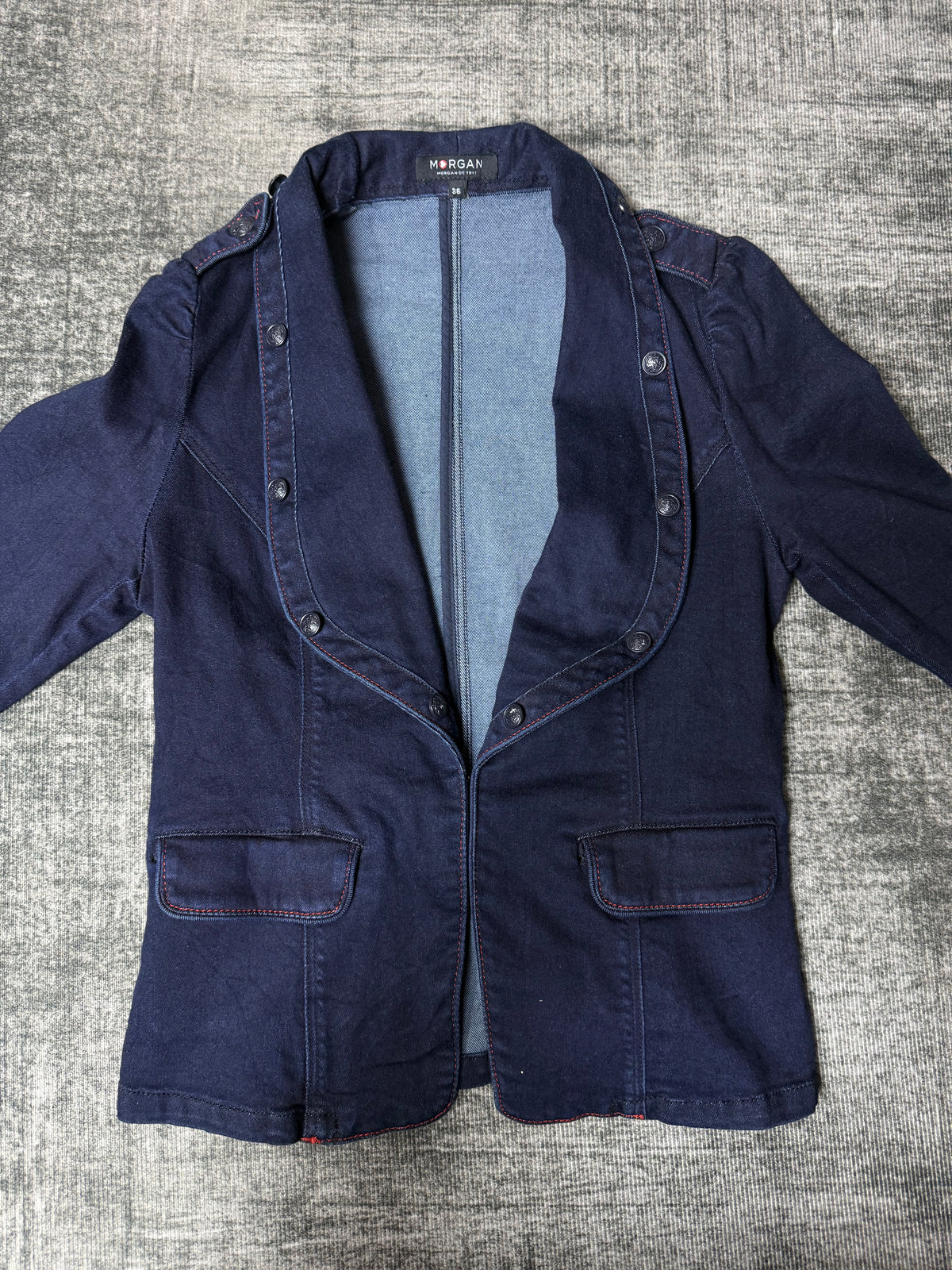 530926BAD2WEAR