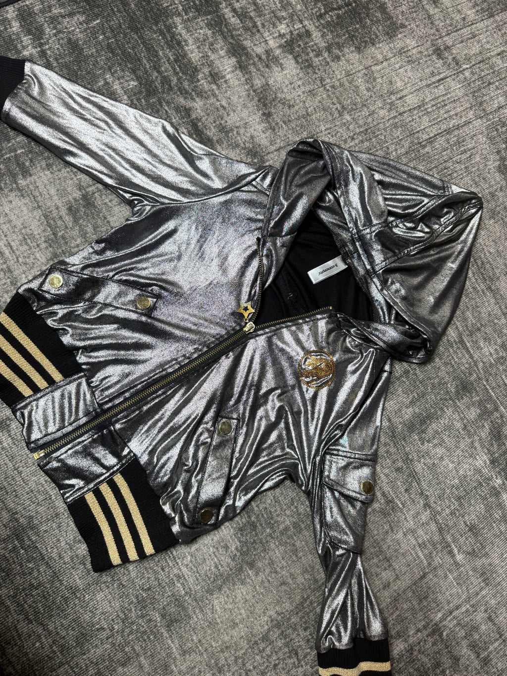 900926BAD2WEAR