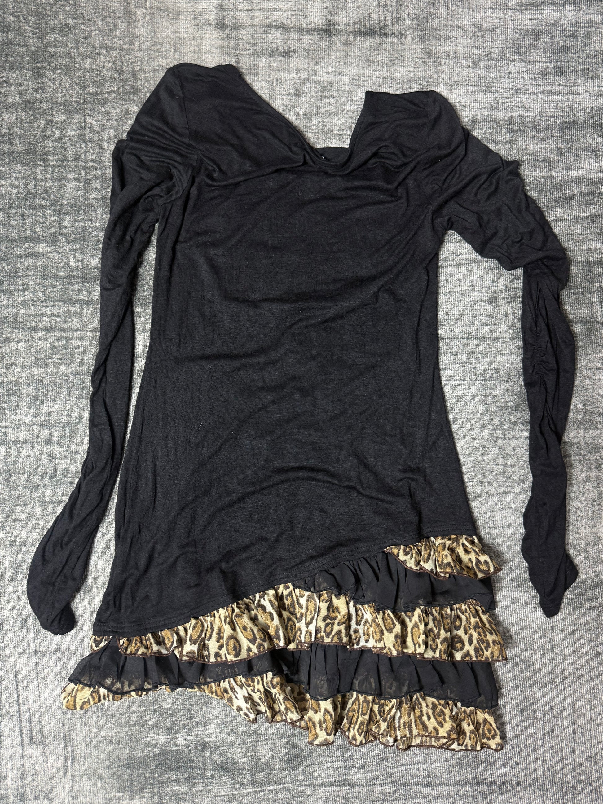 560926BAD2WEAR