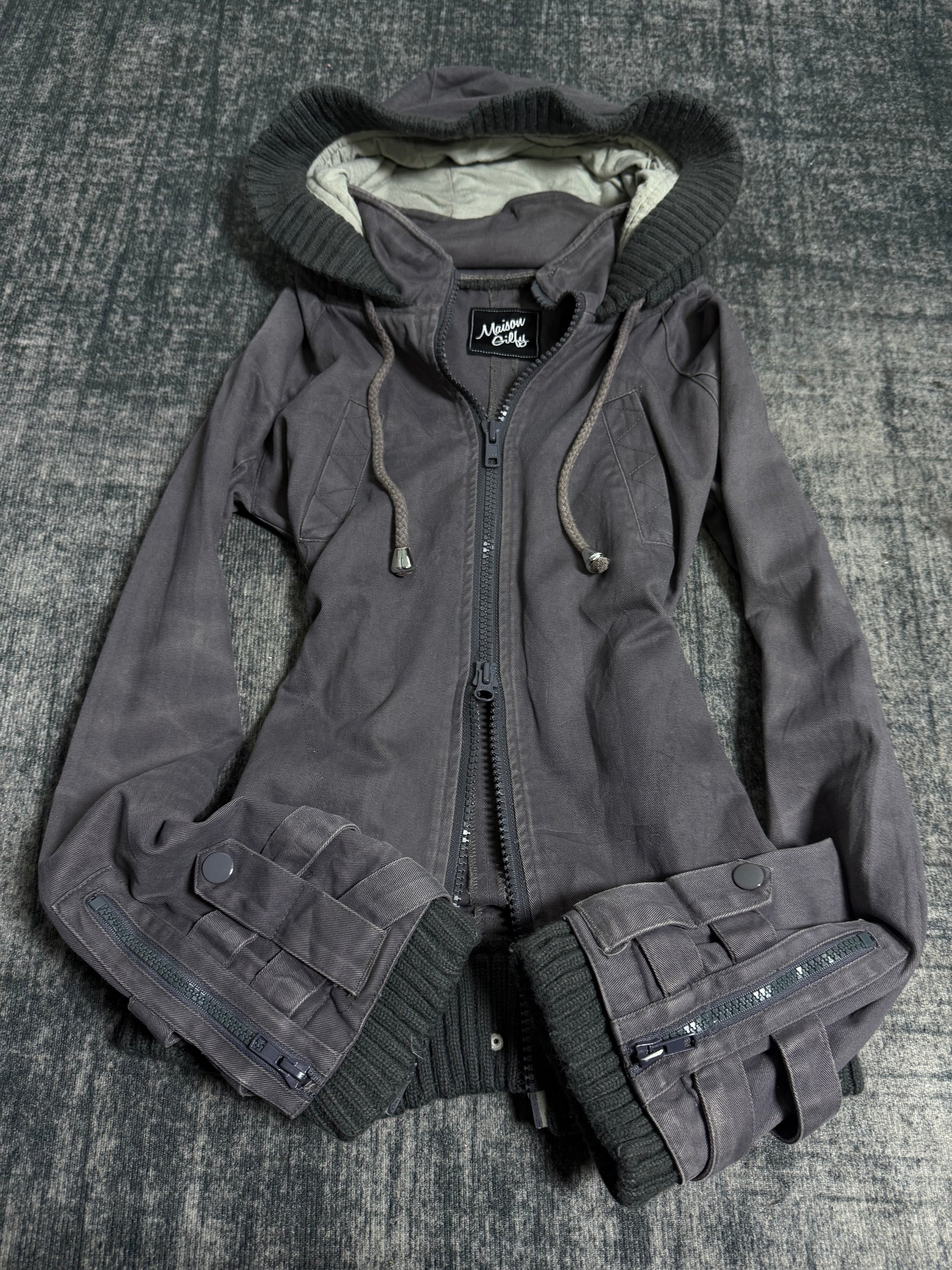 B2V-MAISON GLIFY JACKET༒