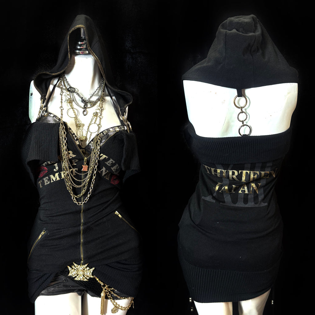 THIRTEEN HOODIE ༒