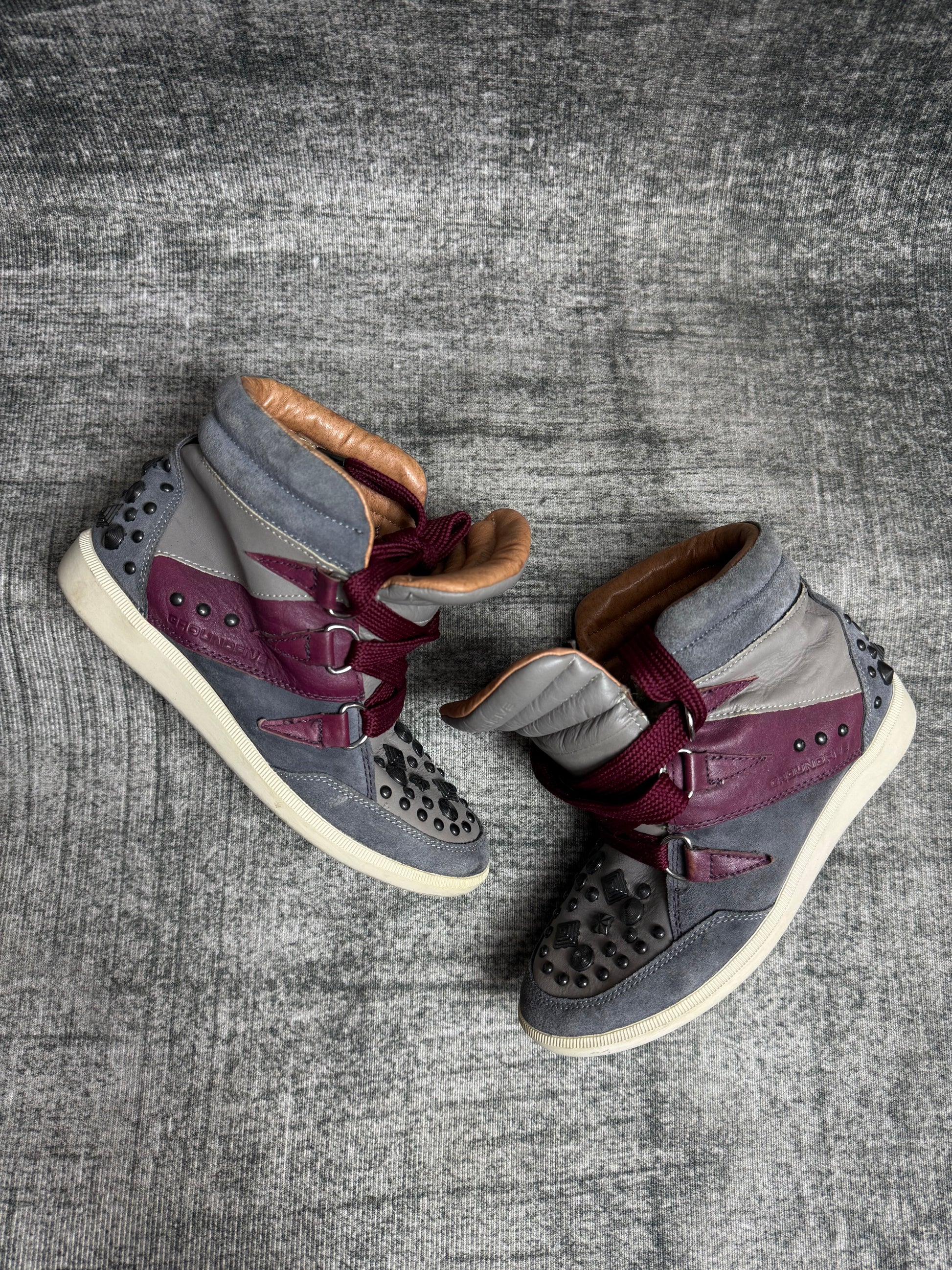 GROUNOFIVE SNEAKERS