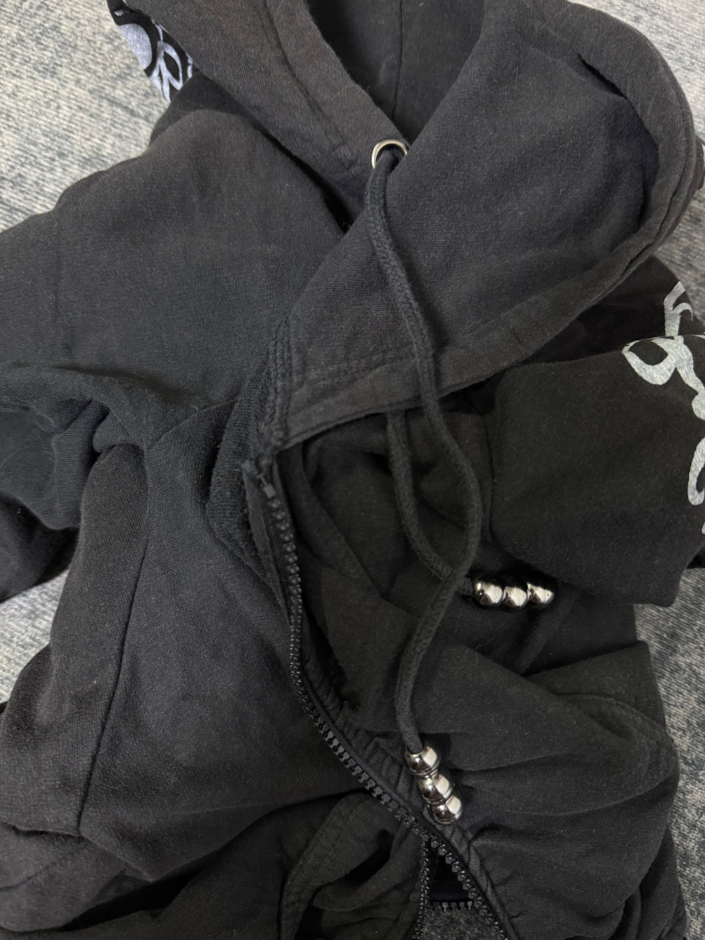 B2V- CALOLLE HOODIE༒