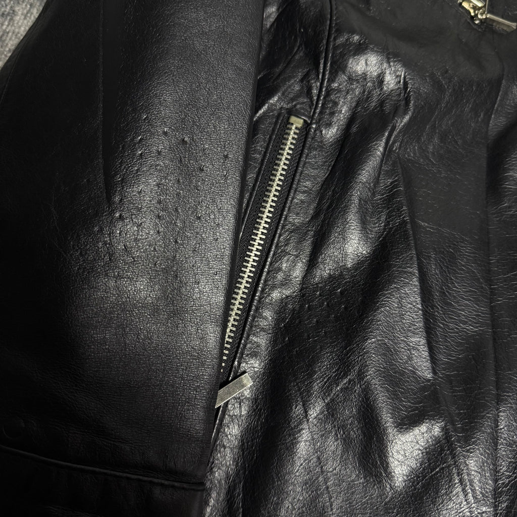 ༒𝐁𝟐𝐕༒𝟏 𝐎𝐅 𝟏 𝐋𝐈𝐌𝐈𝐓𝐄𝐃 𝐎𝐔𝐓𝐅𝐈𝐓