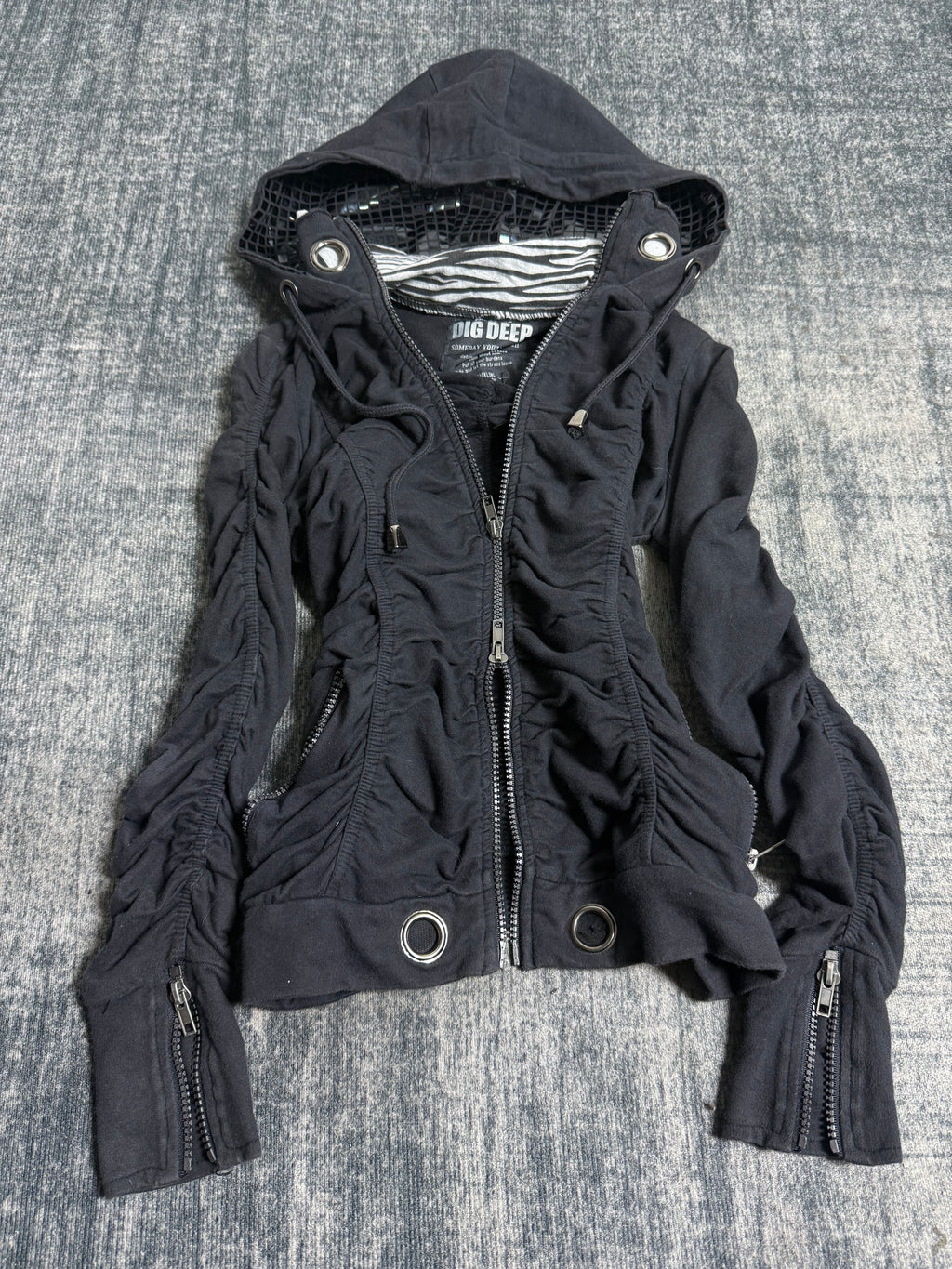 B2V-DIG DEEP JACKET༒