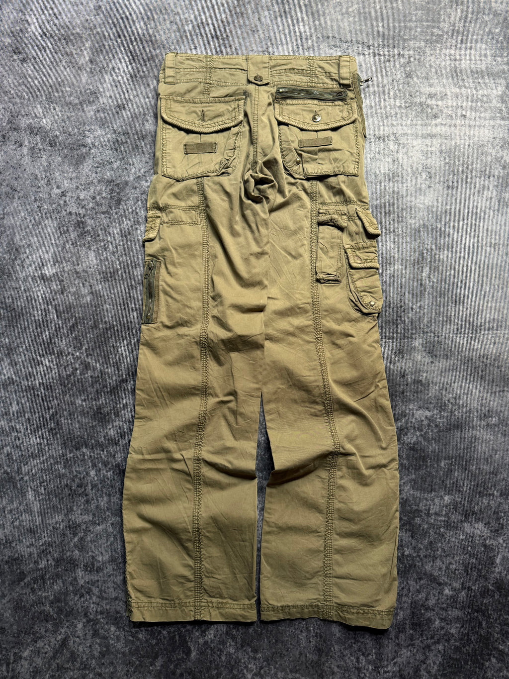 030826BAD2WEAR