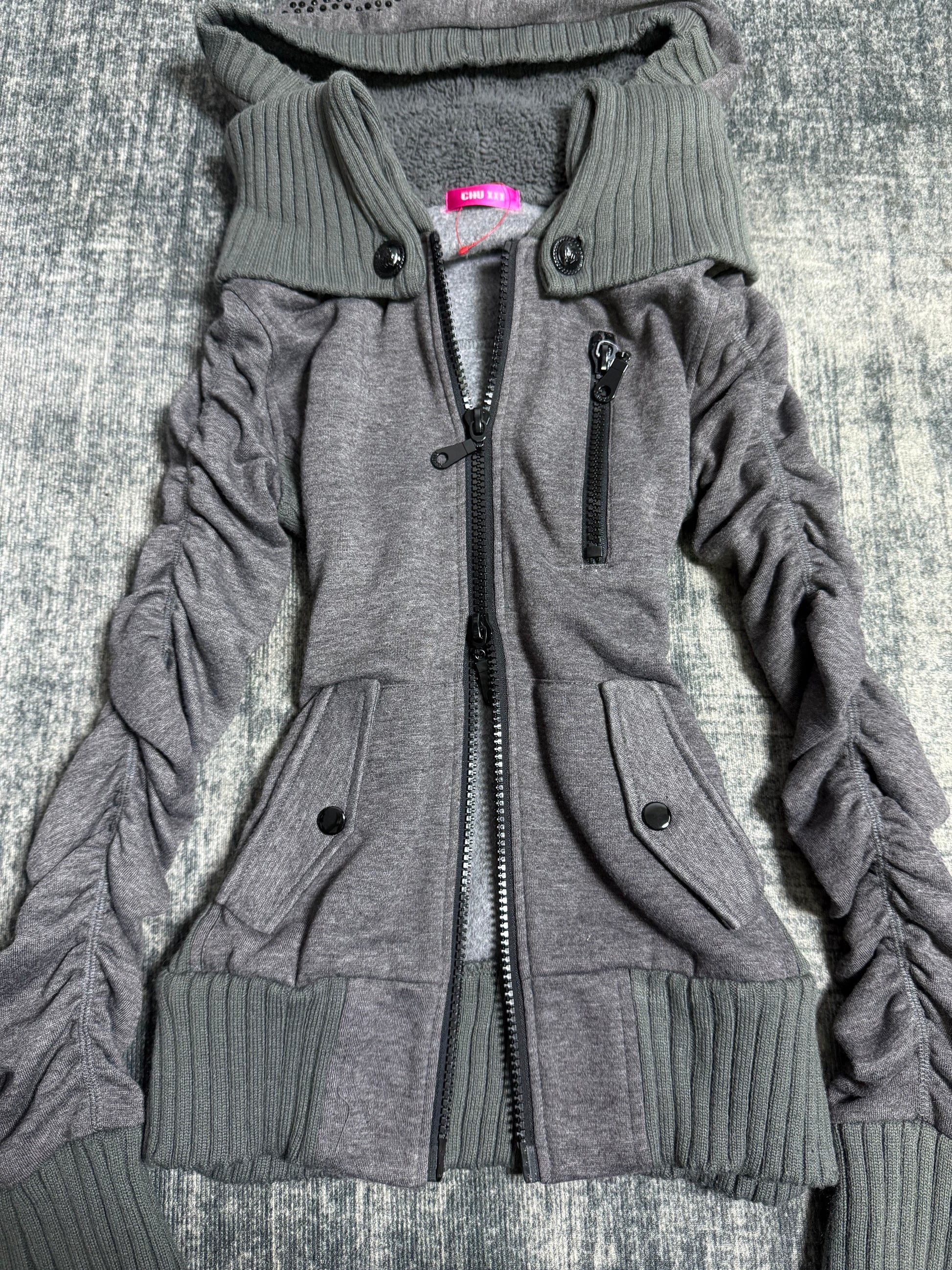 B2V-CHU XXX HOODIE ༒