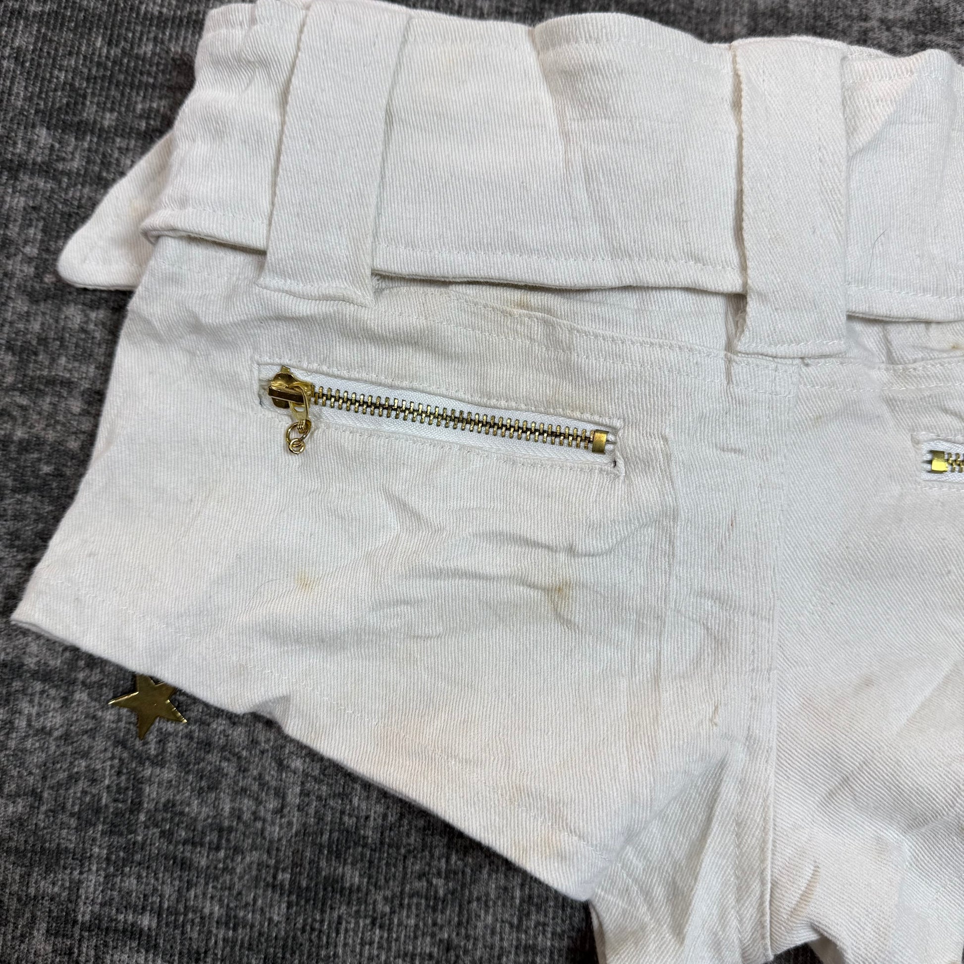 670826BAD2WEAR