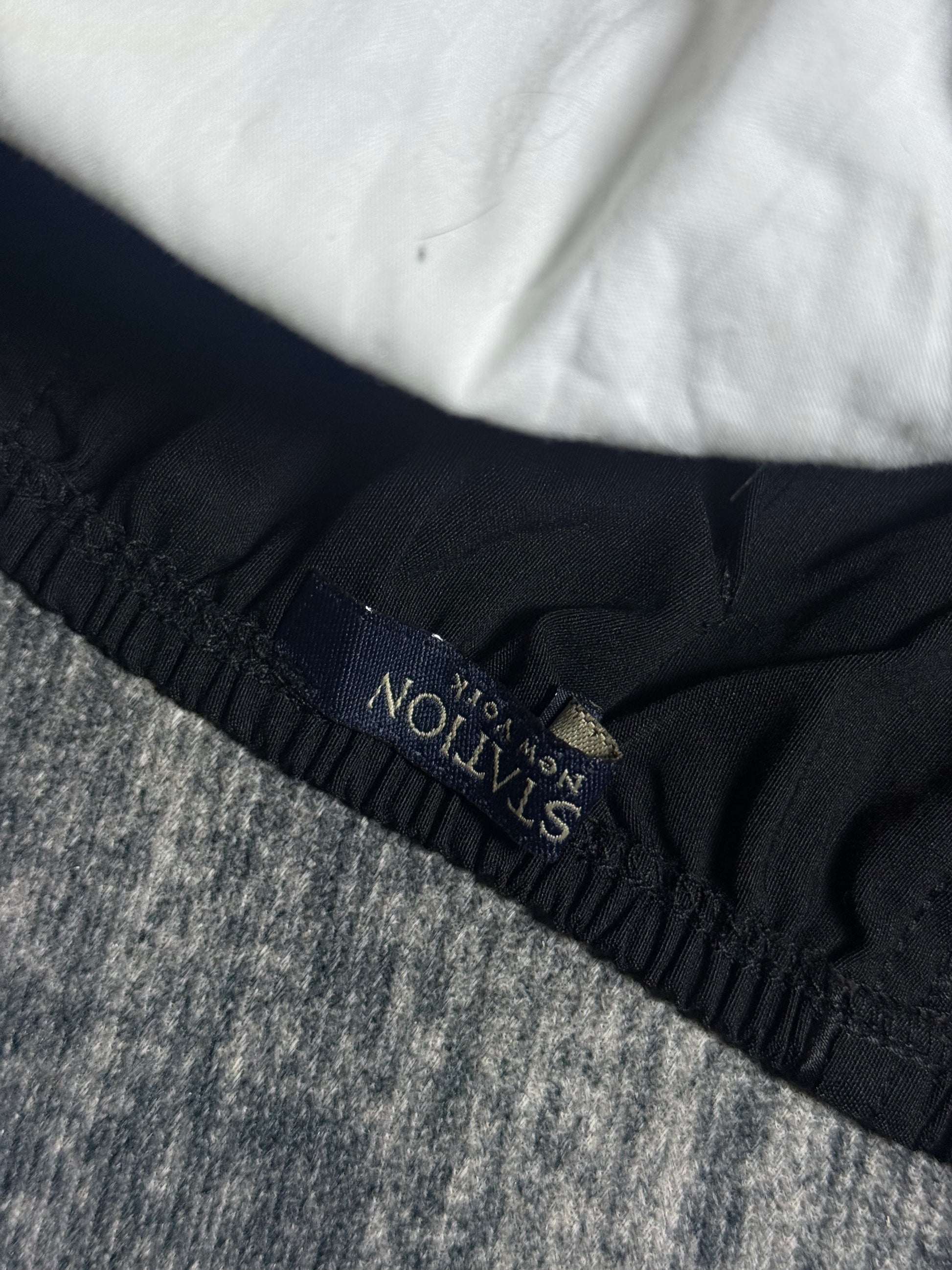 B2V-F'STASTION TANK TOP༒