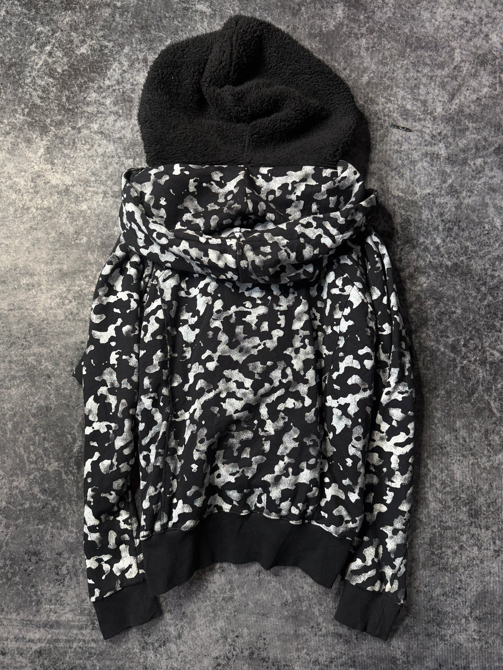 680726BAD2WEAR