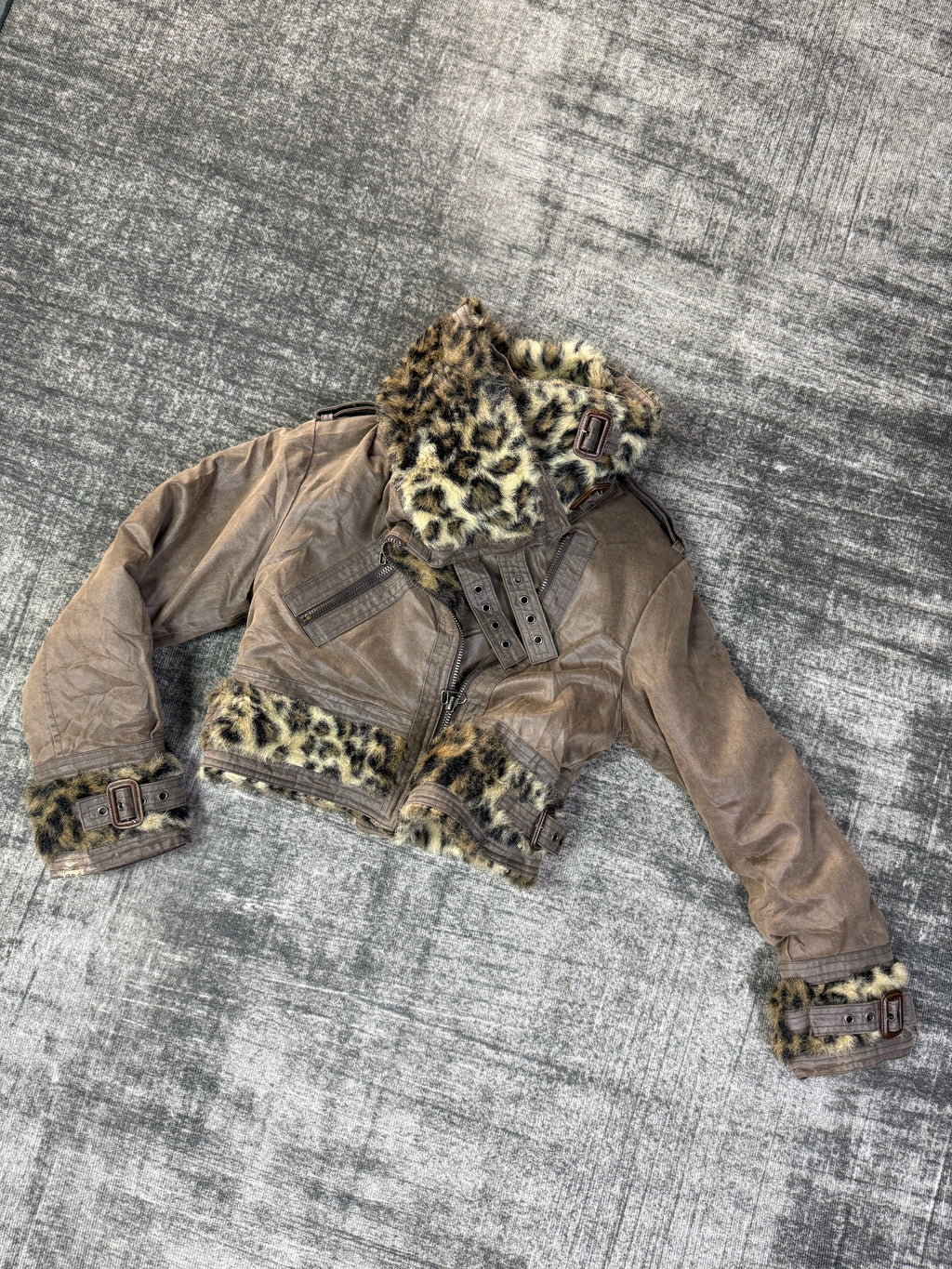 401026BAD2WEAR