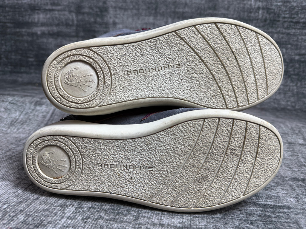 GROUNOFIVE SNEAKERS