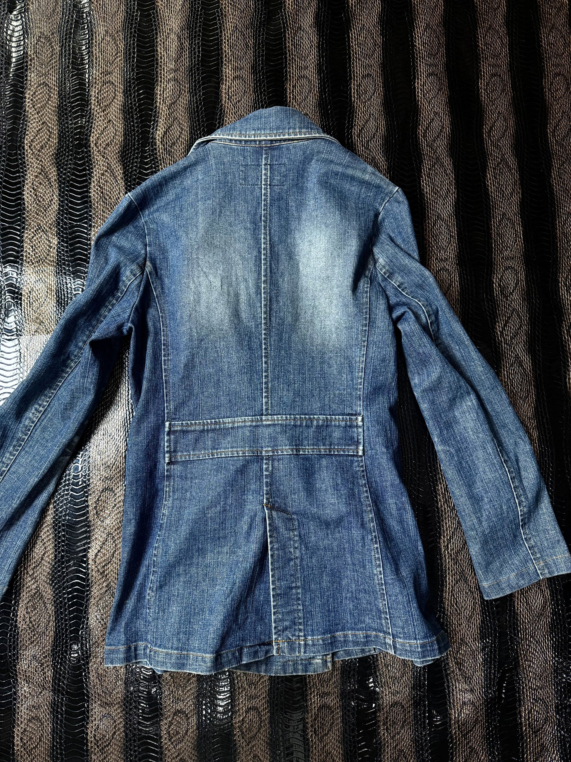 830626BAD2WEAR