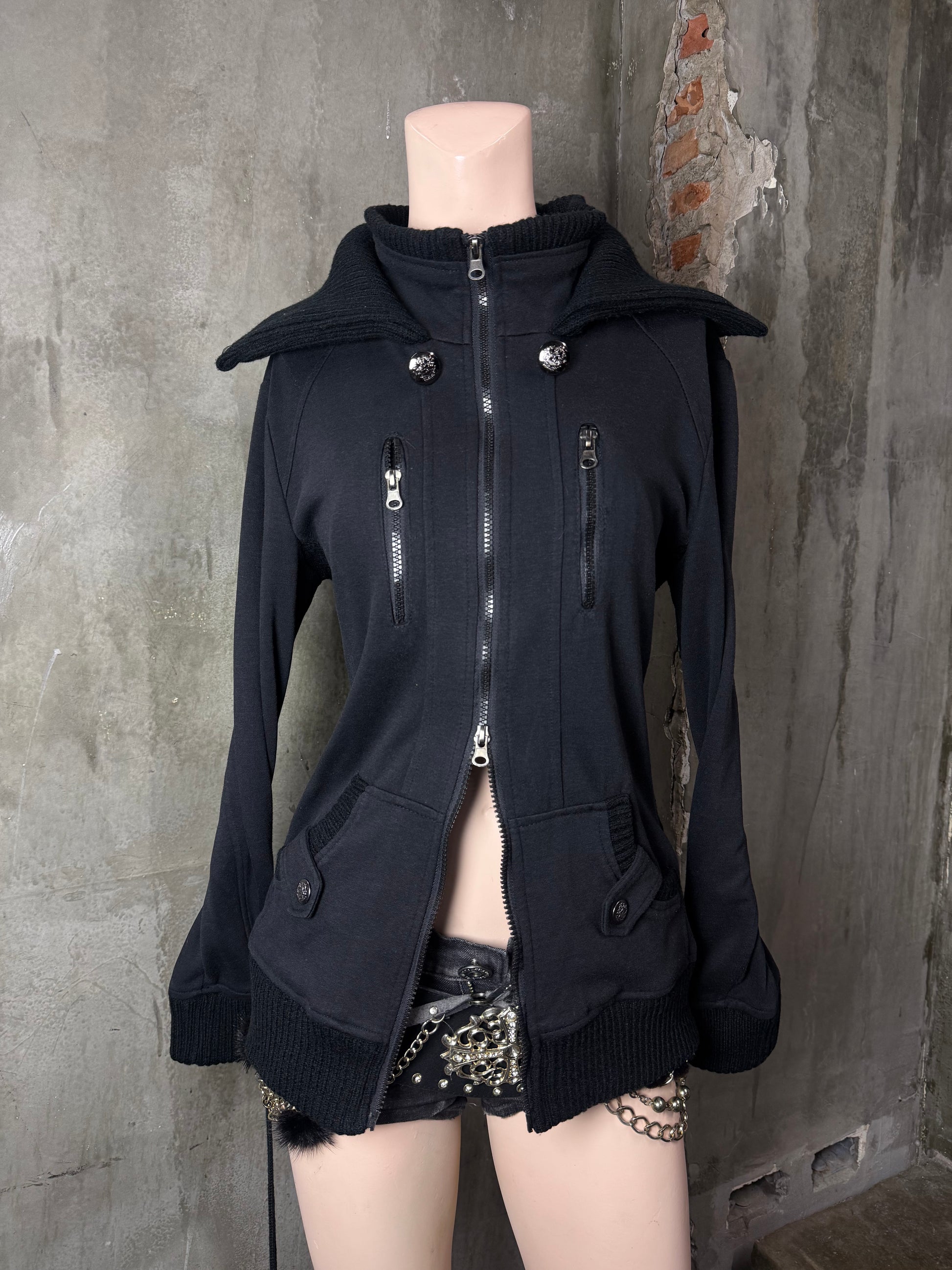 900826BAD2WEAR