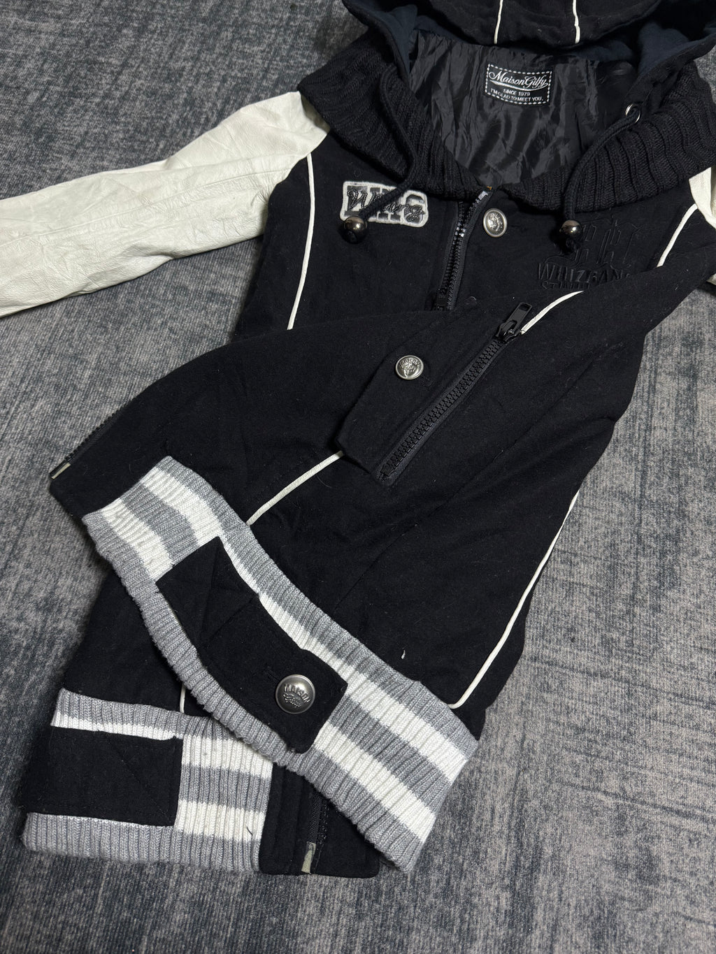 B2V-MAISON GLIFY JACKET༒