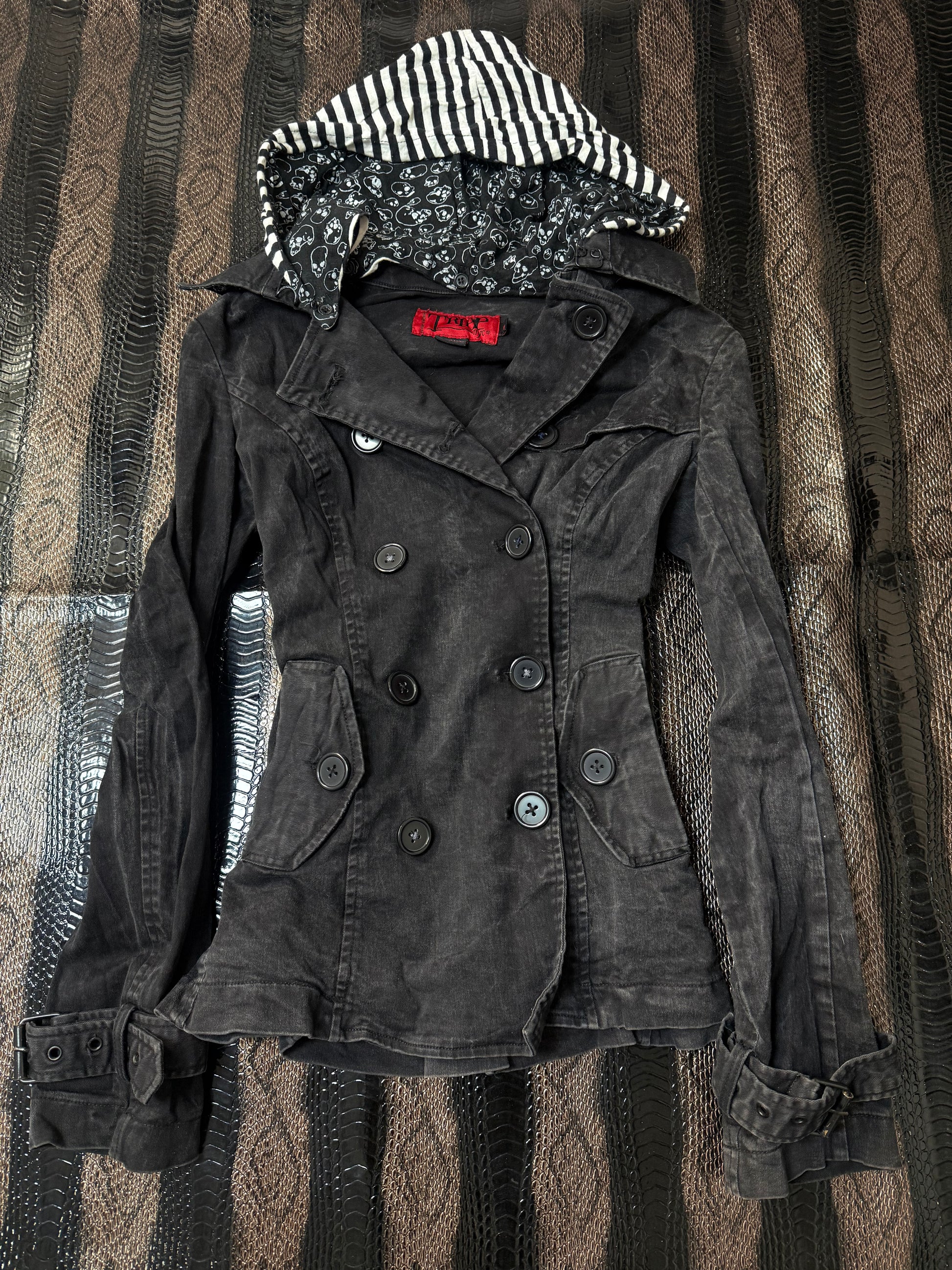 B2V TRIPP NYC JACKETS  ༒
