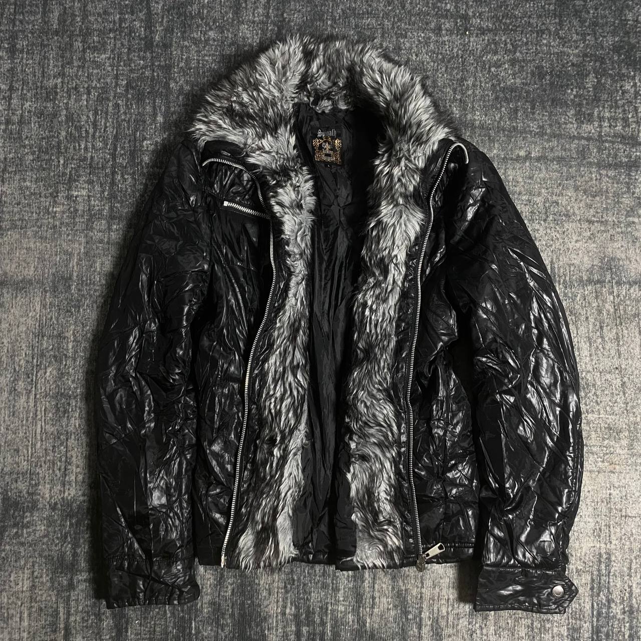 DO YOU KNOW THE VKEI Aesthetic? This one is super cool for that style😼