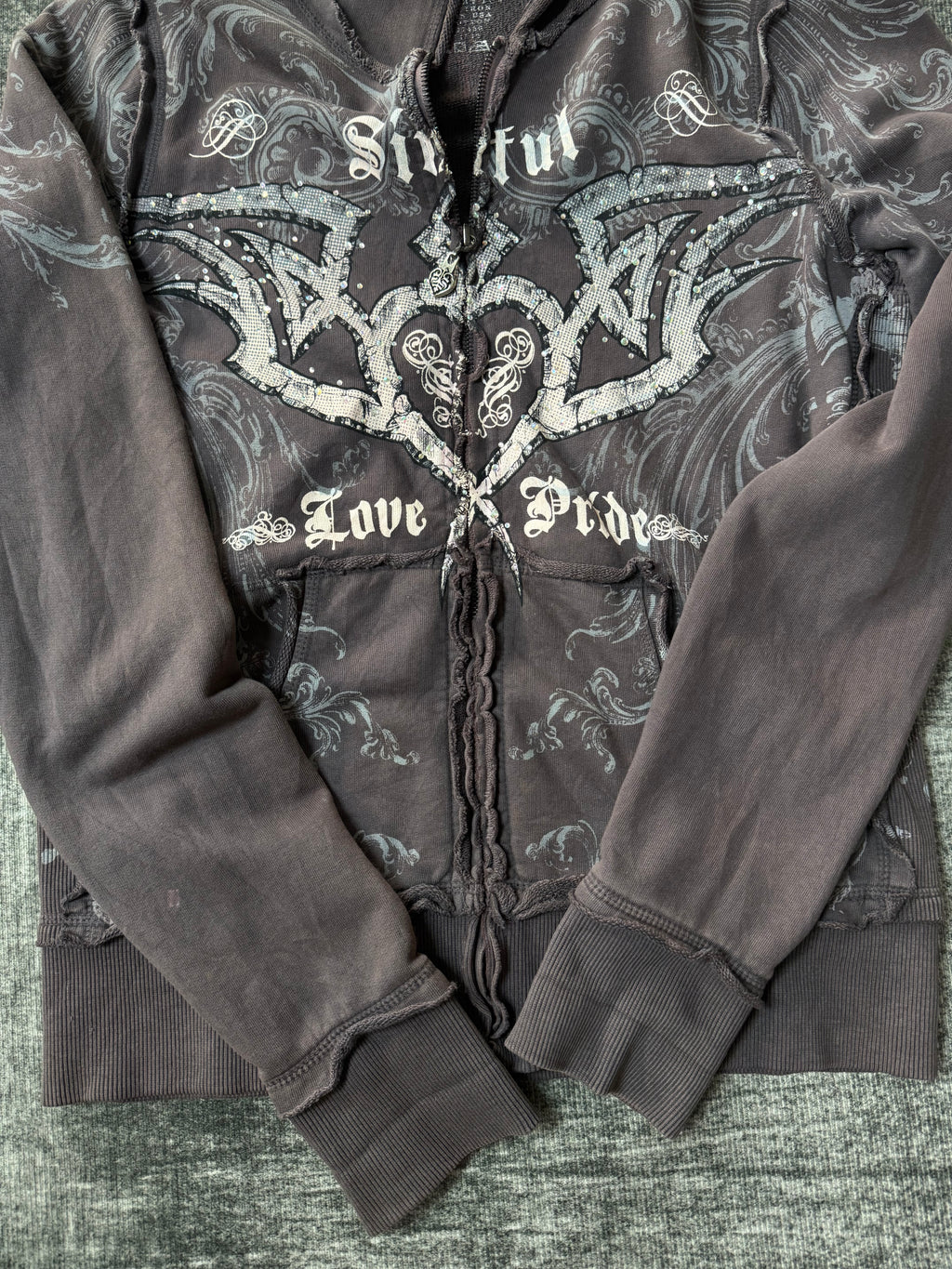 590926BAD2WEAR