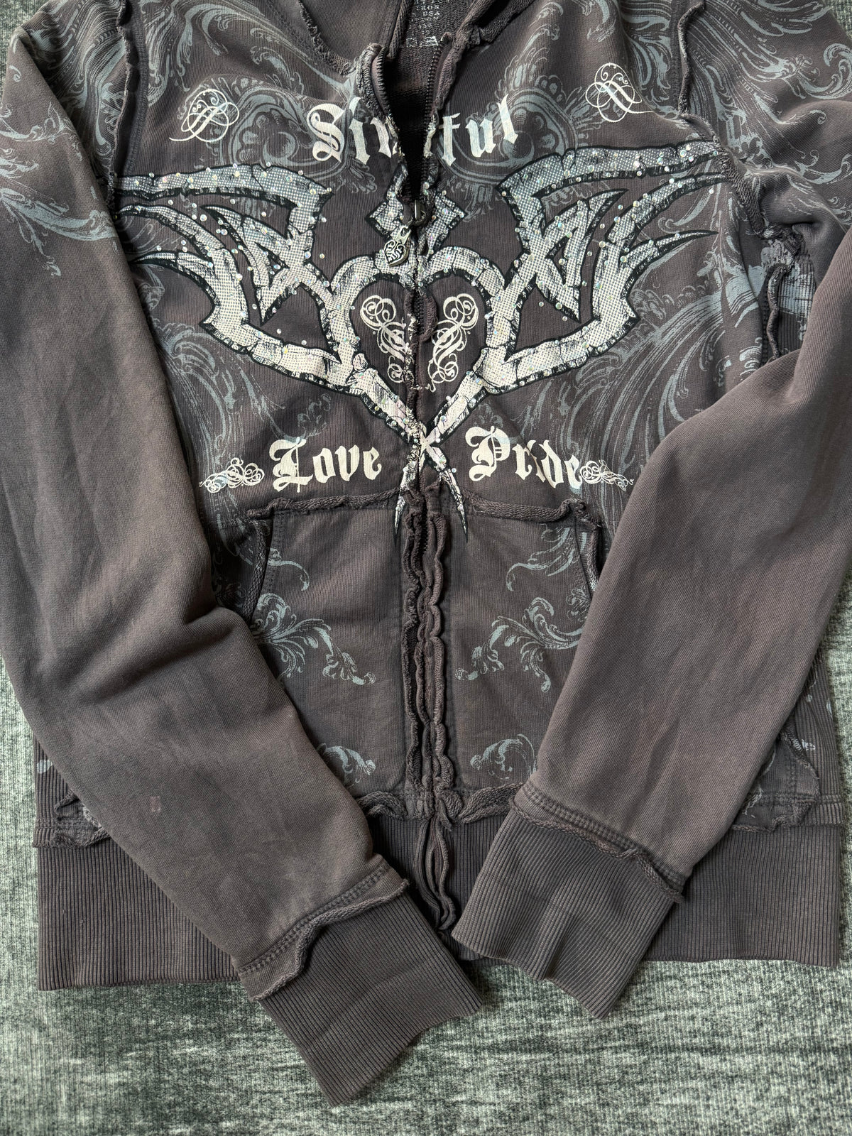590926BAD2WEAR