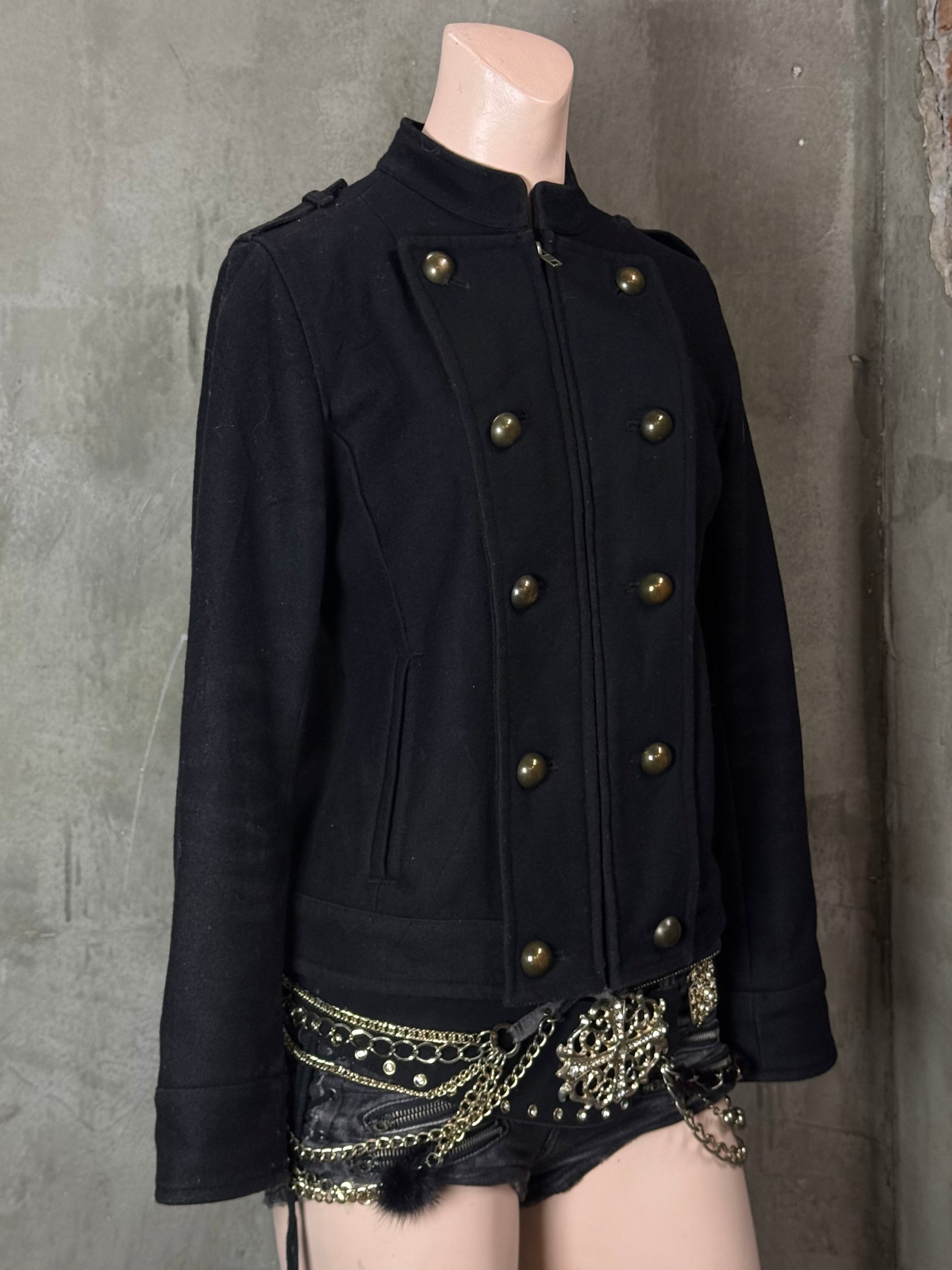 810826BAD2WEAR