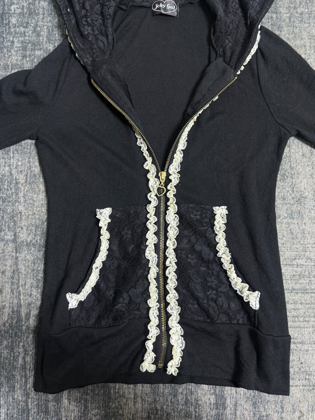 B2V-JOKY GAL HOODIE༒