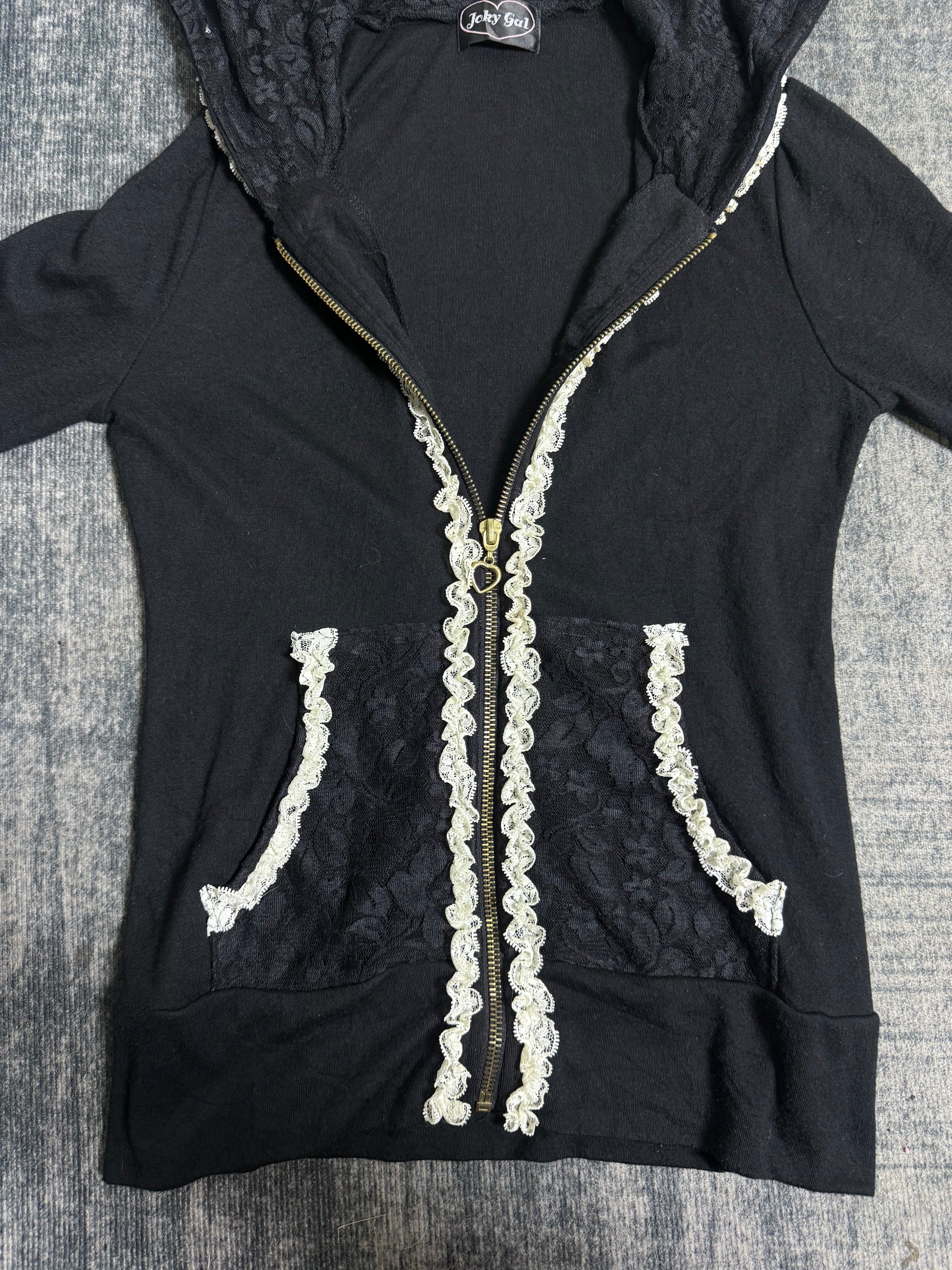 B2V-JOKY GAL HOODIE༒