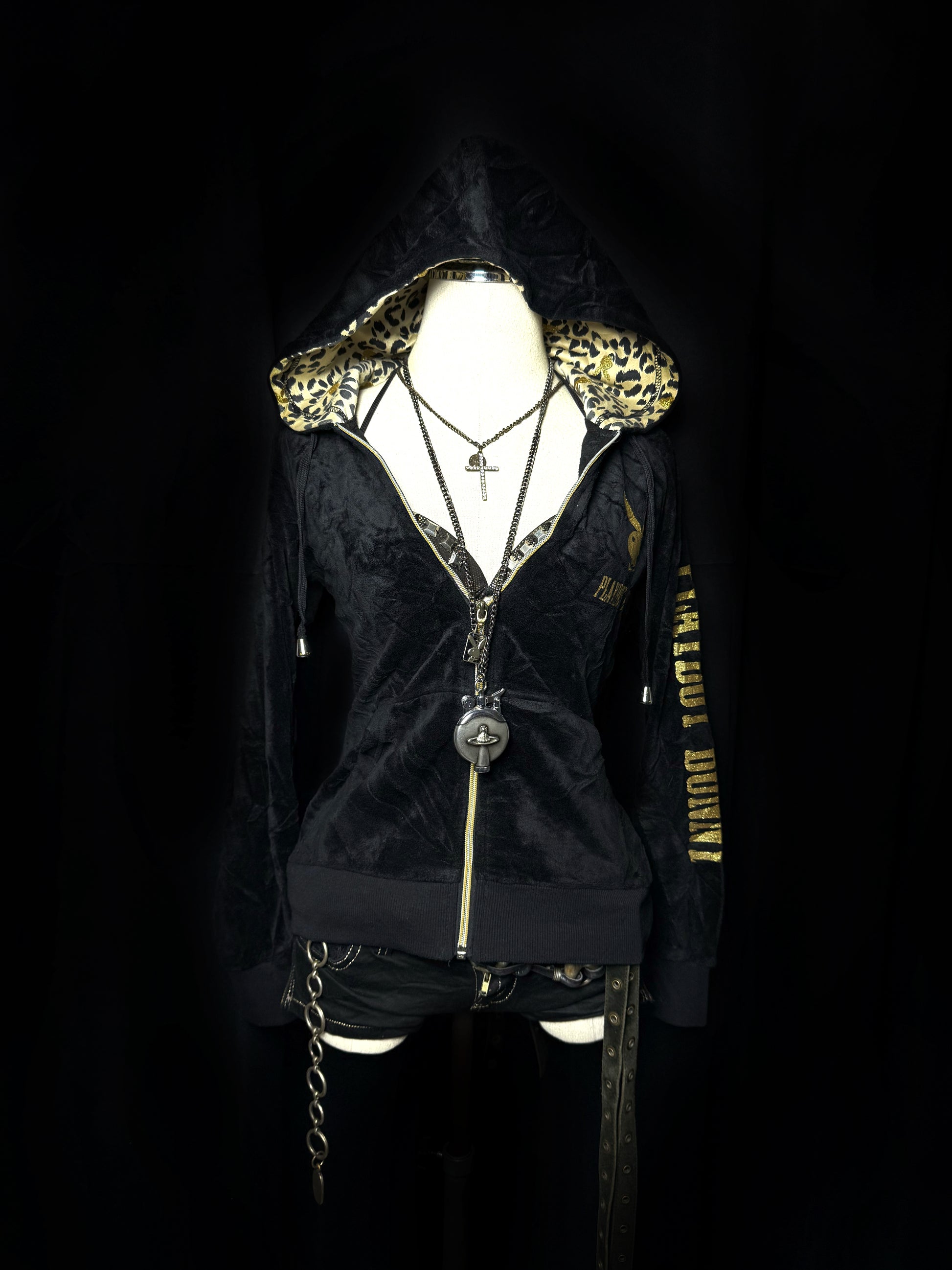 B2V- PLAYBOY HOODIE༒