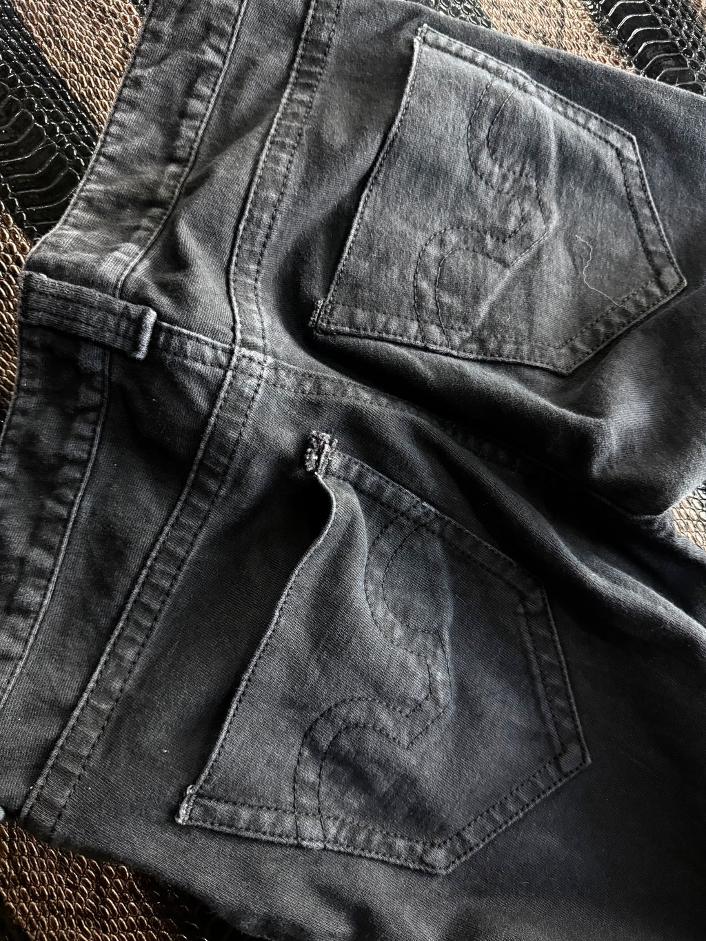 540626BAD2WEAR