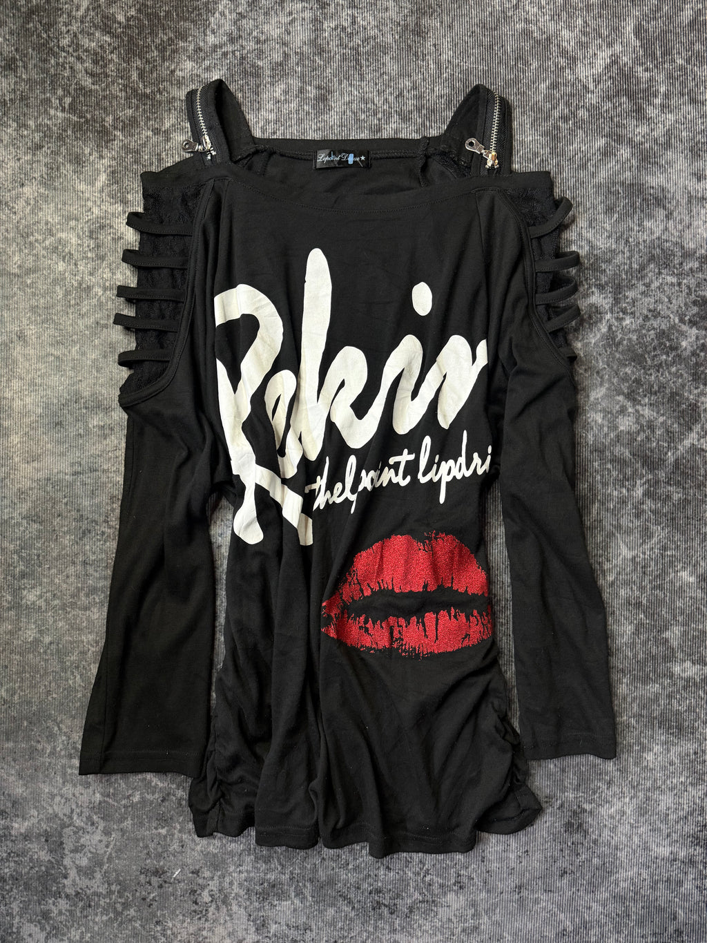 440726BAD2WEAR
