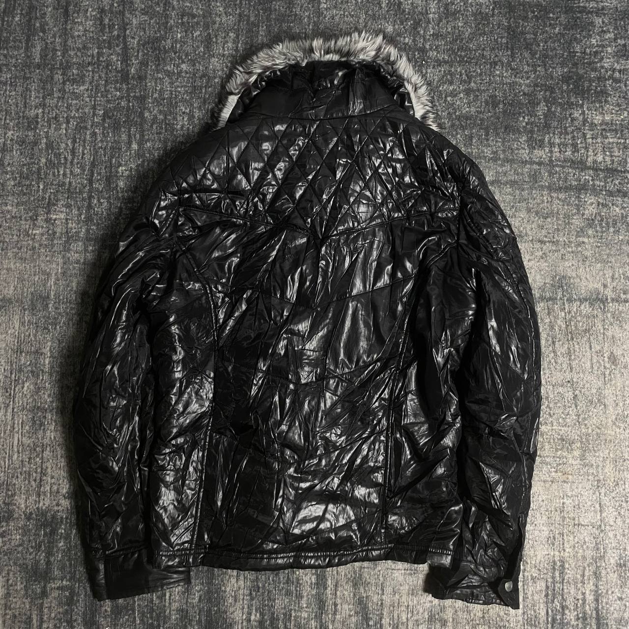 DO YOU KNOW THE VKEI Aesthetic? This one is super cool for that style😼