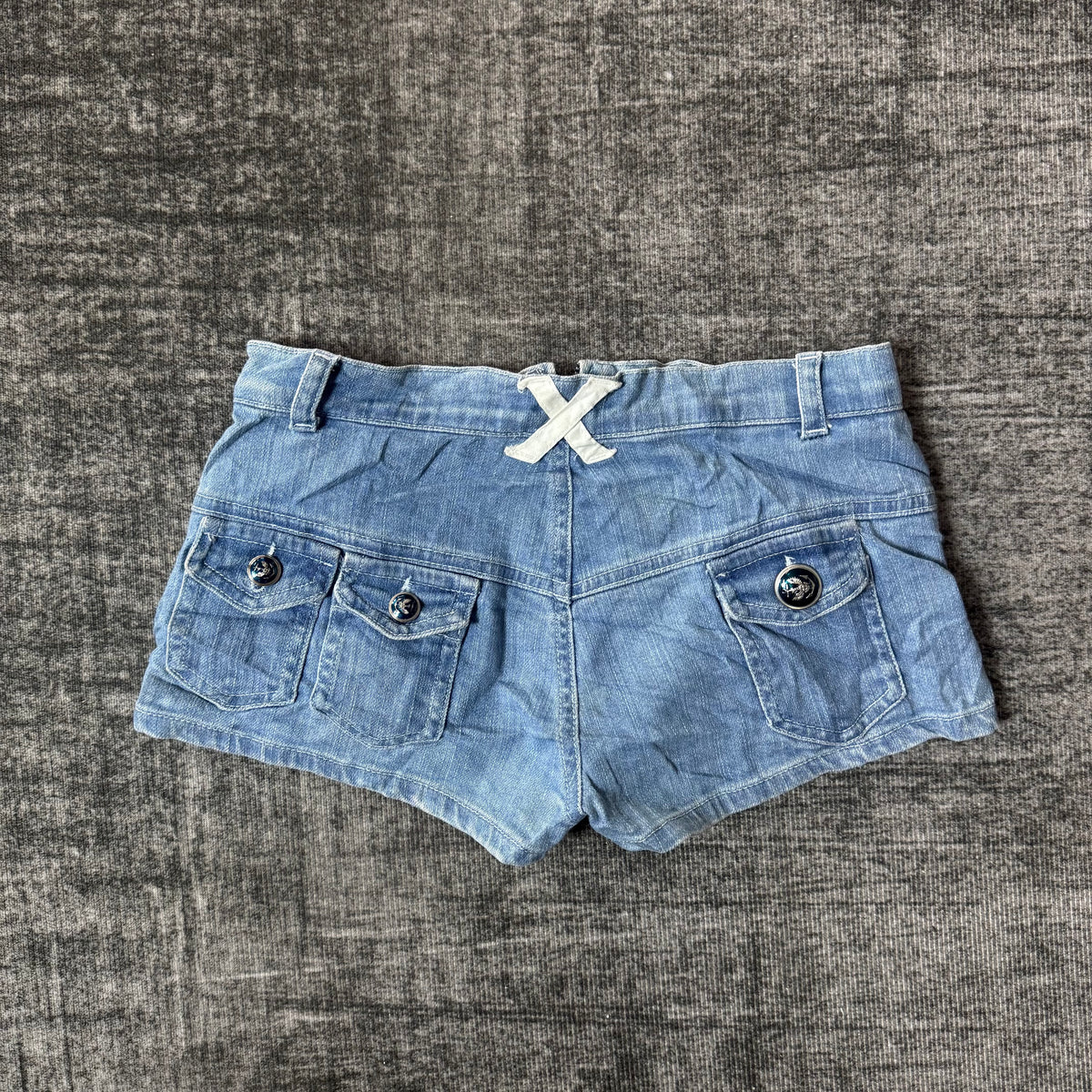 440926BAD2WEAR