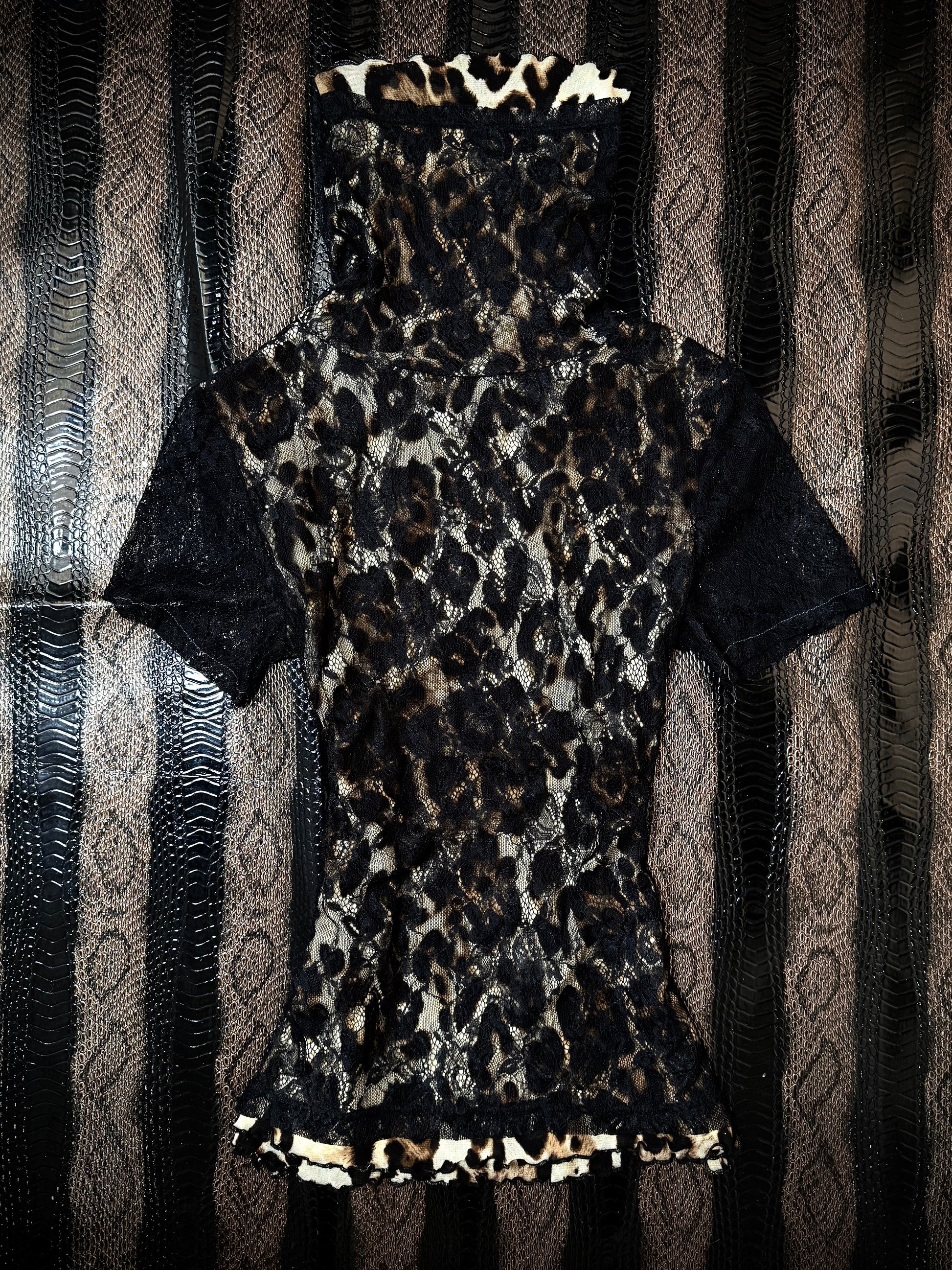 B2V BLACK LACE LEOPARD TOP ༒